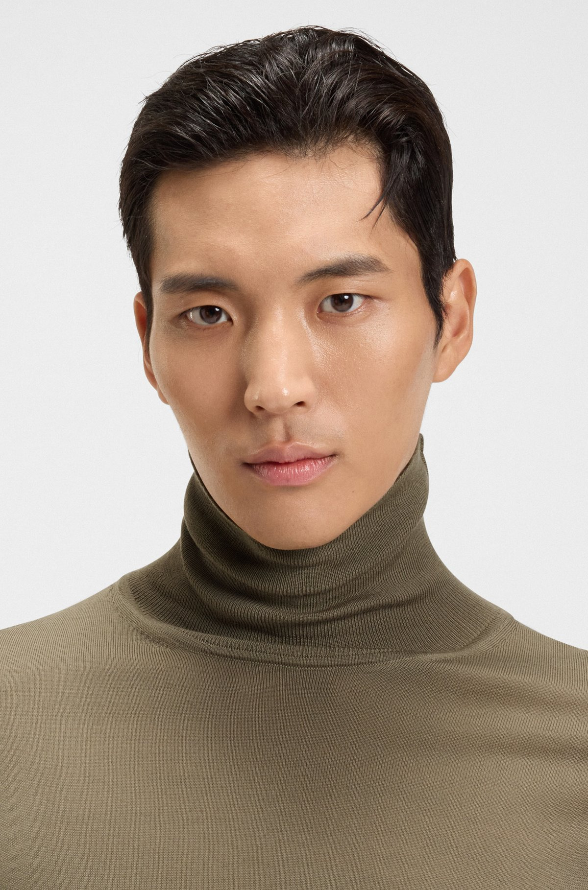 REGULAR-FIT ROLL-NECK SWEATER IN MERCERIZED VIRGIN WOOL - 3