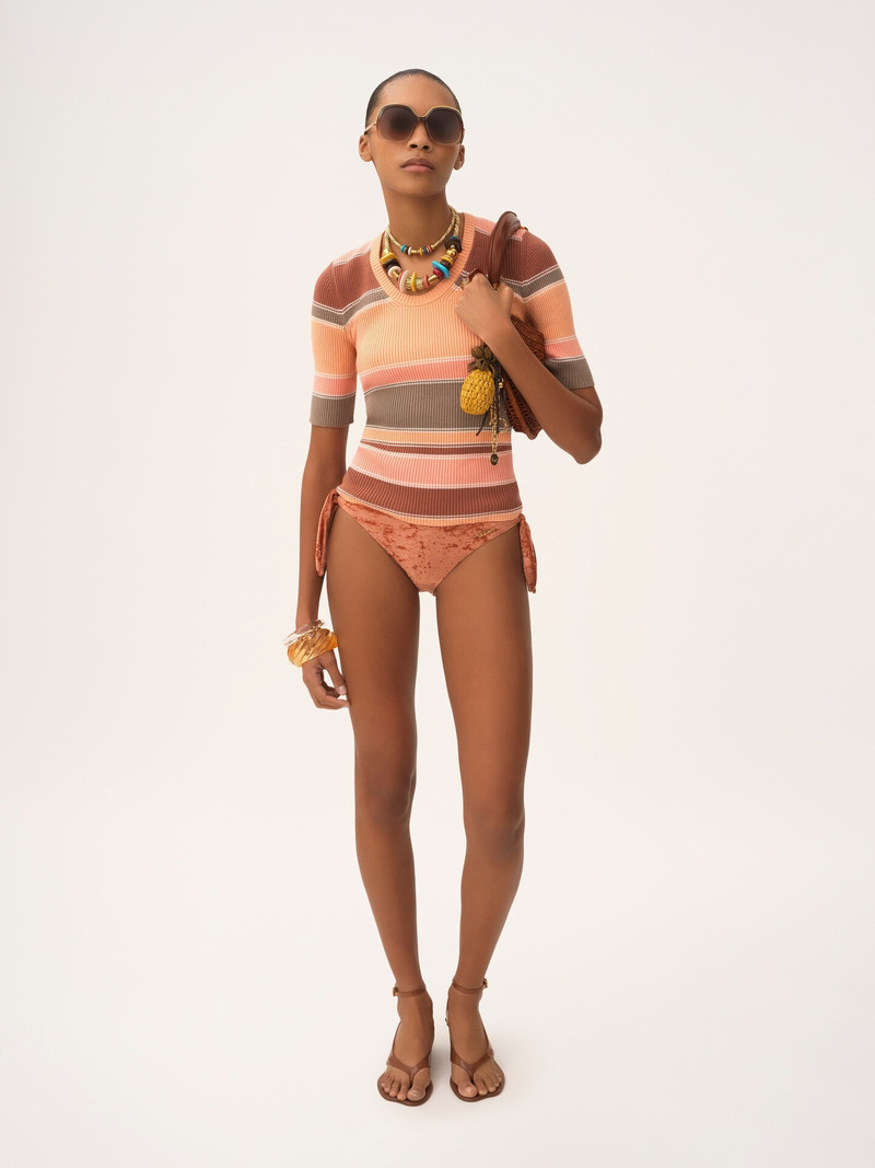 Chloé ELBOW-SLEEVE FITTED LOGO TOP IN COTTON KNIT outlook