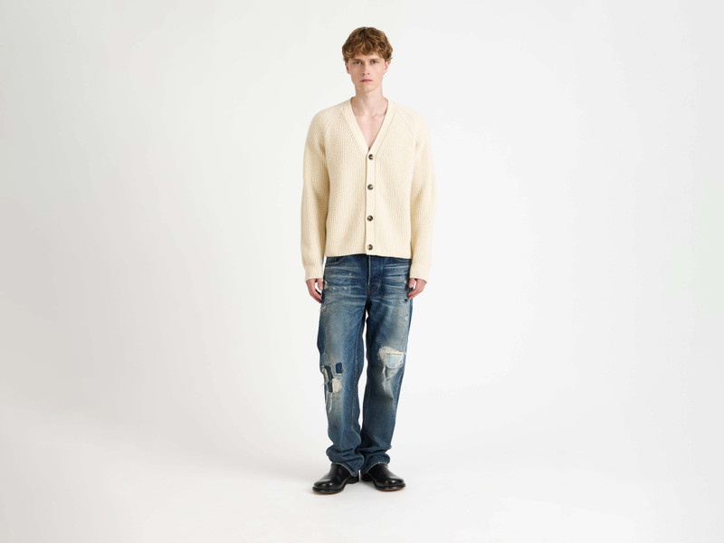 JW Anderson V-NECK CARDIGAN IN IVORY outlook