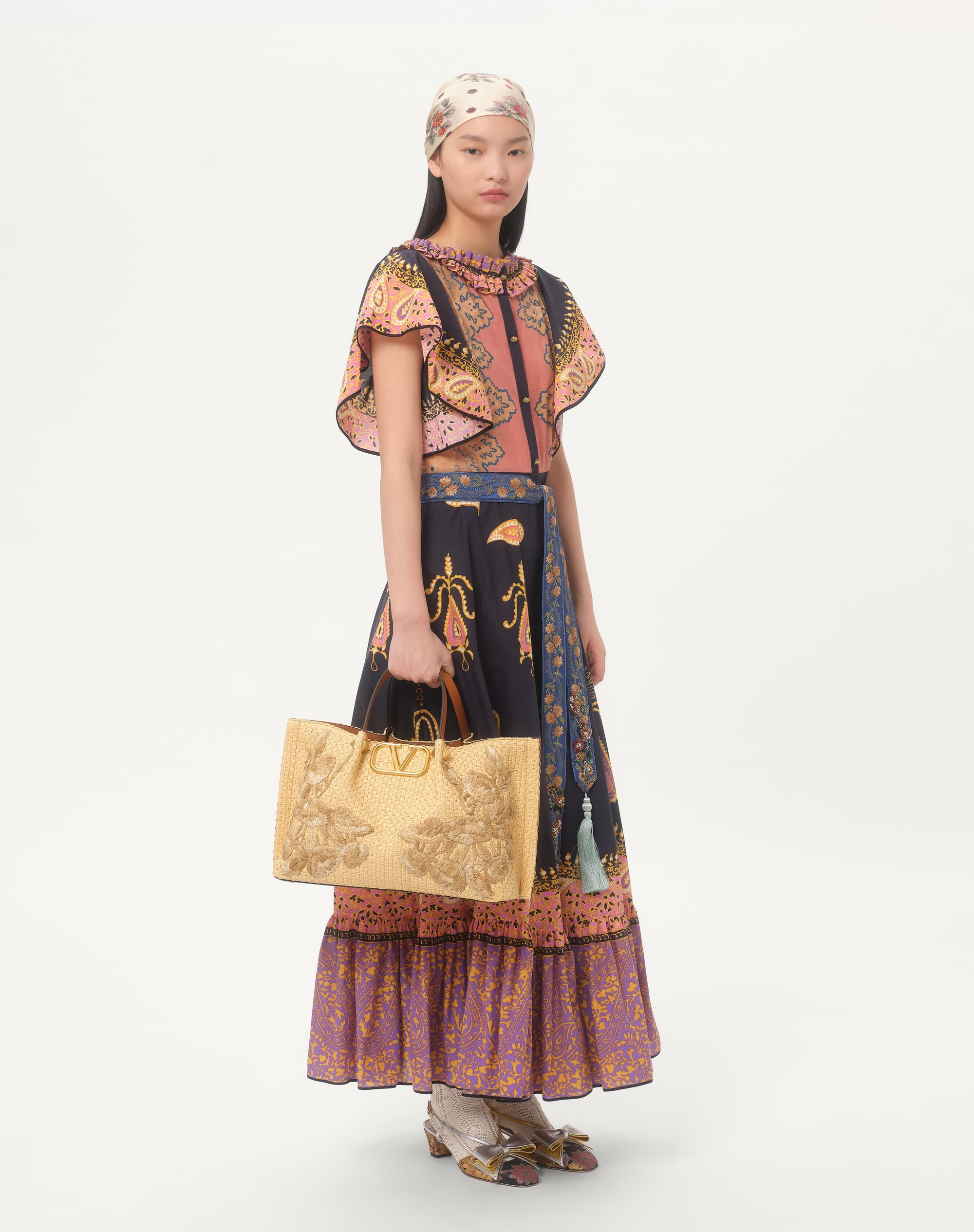MEDIUM SHOPPING BAG IN SYNTHETIC RAFFIA WITH FLORAL EMBROIDERY - 2