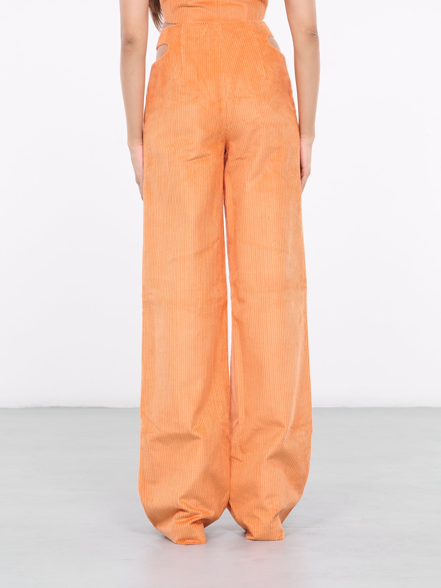 Cut-Out Pants - 3