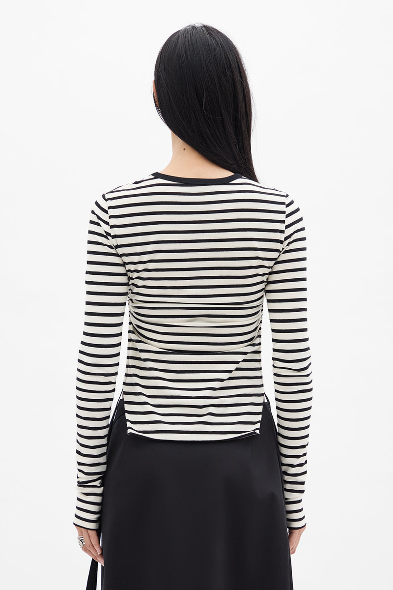 Oke Wrinkled Cropped Long Sleeve Top 3