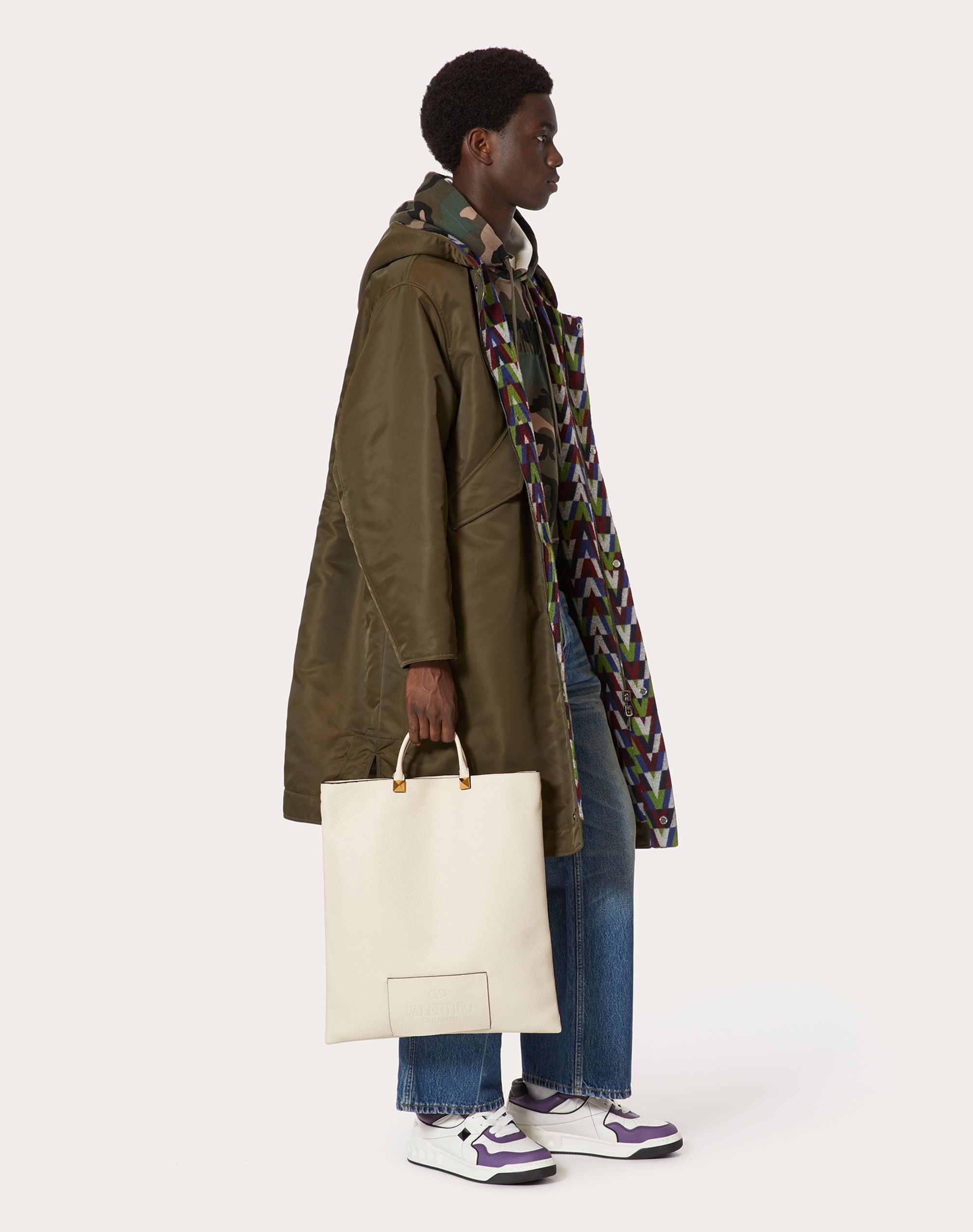 VALENTINO GARAVANI IDENTITY FLAT LEATHER TOTE BAG - 6