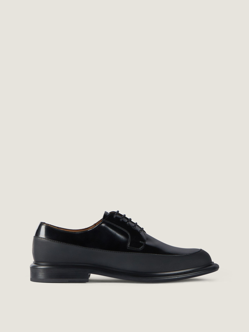 Givenchy GENT DERBIES IN LEATHER outlook