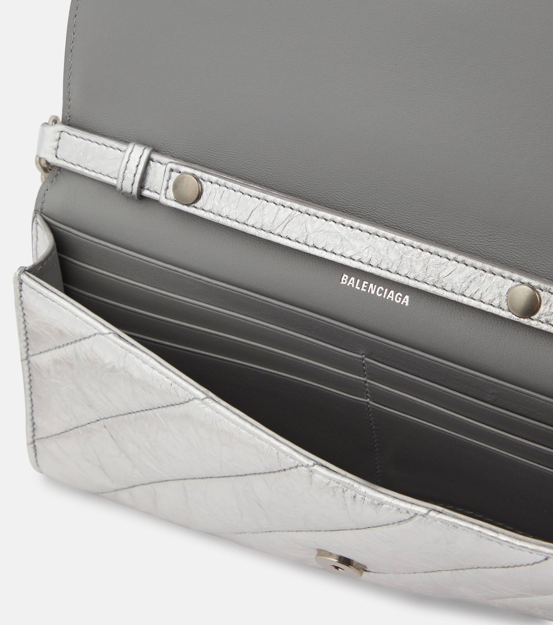 Crush metallic leather wallet on chain - 3