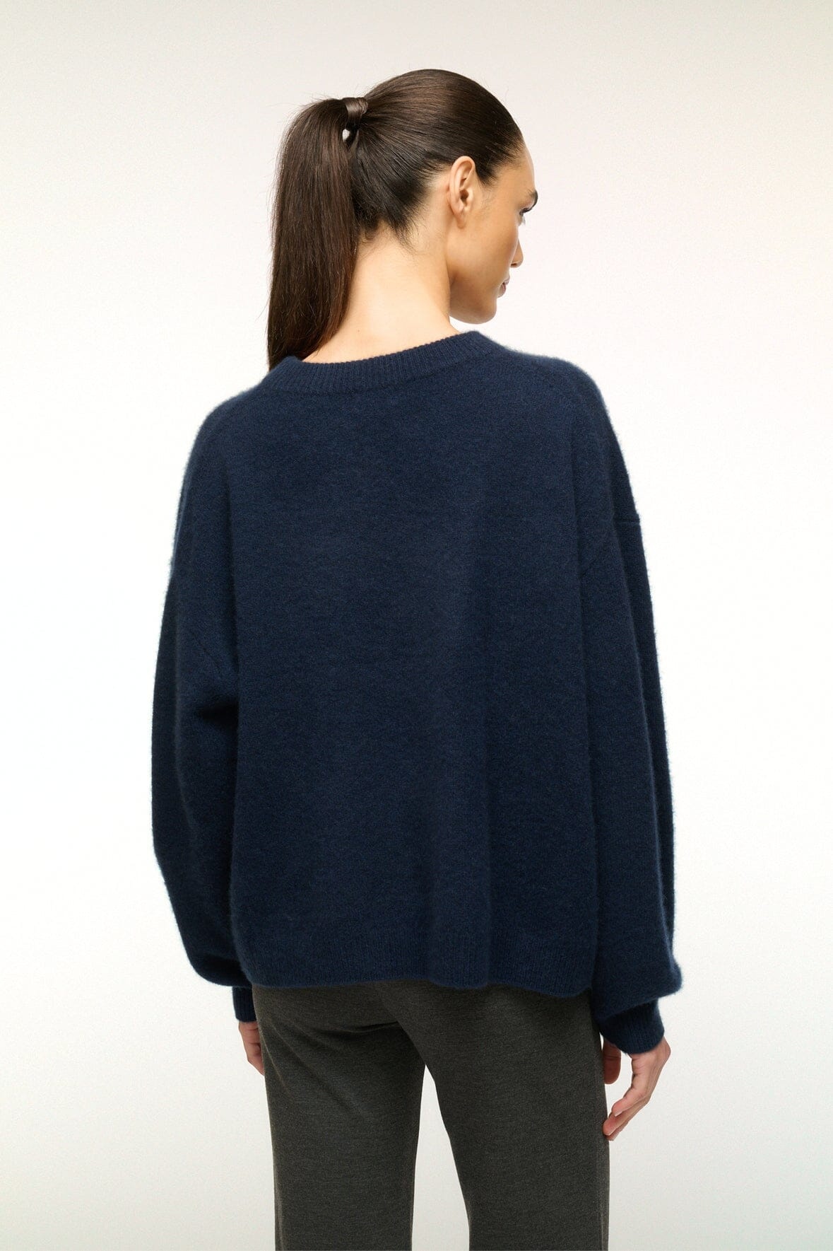 STAUD SERRANO CASHMERE RELAXED CREW NAVY - 4