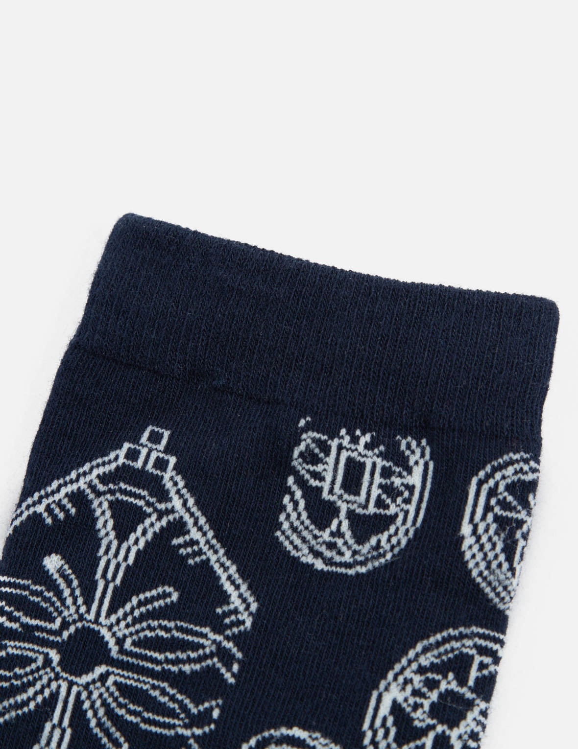ALLOVER JAPANESE PATTERN JACQUARD LONG SOCKS - 2