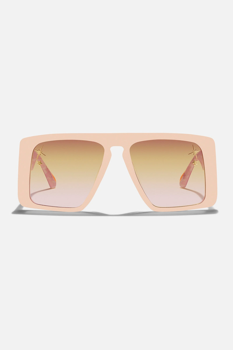 CAMILLA FULLY BOOKED 
SUNGLASSES outlook