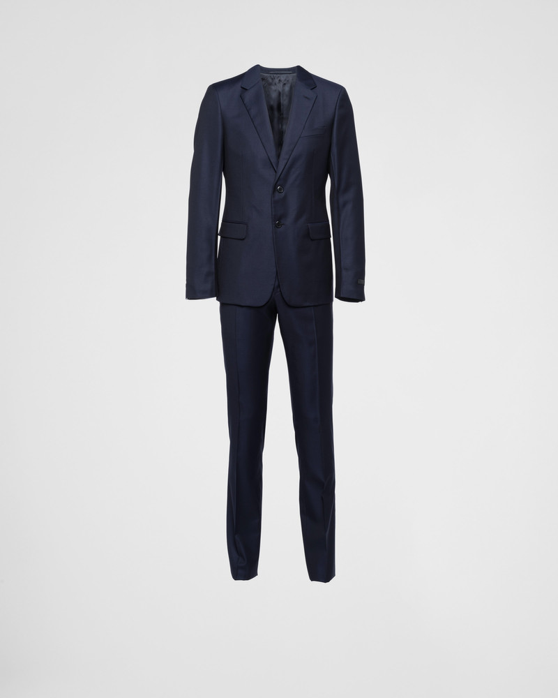 Single-breasted wool suit 1