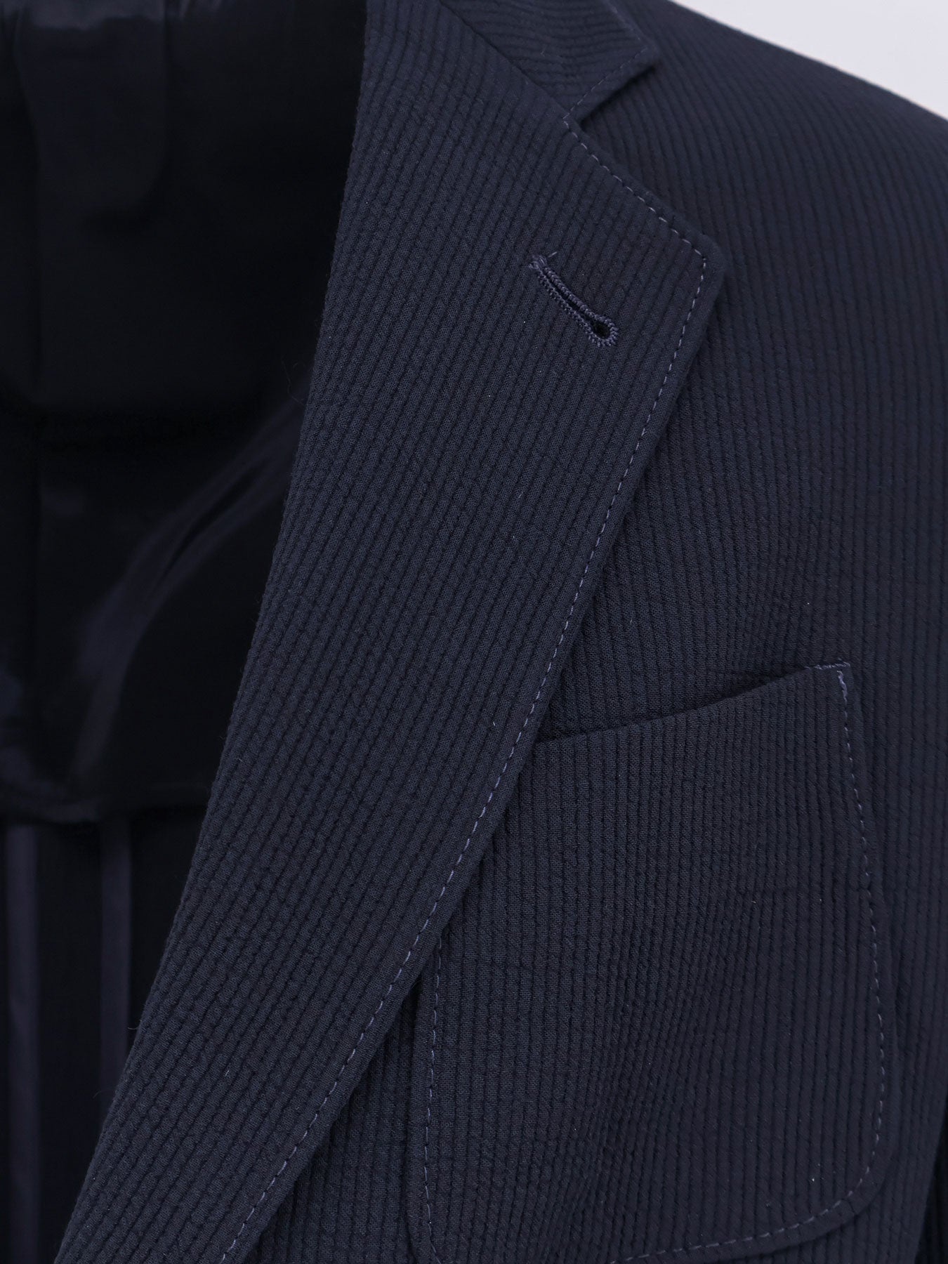 Giorgio Armani Virgin Wool And Viscose Blazer - 3