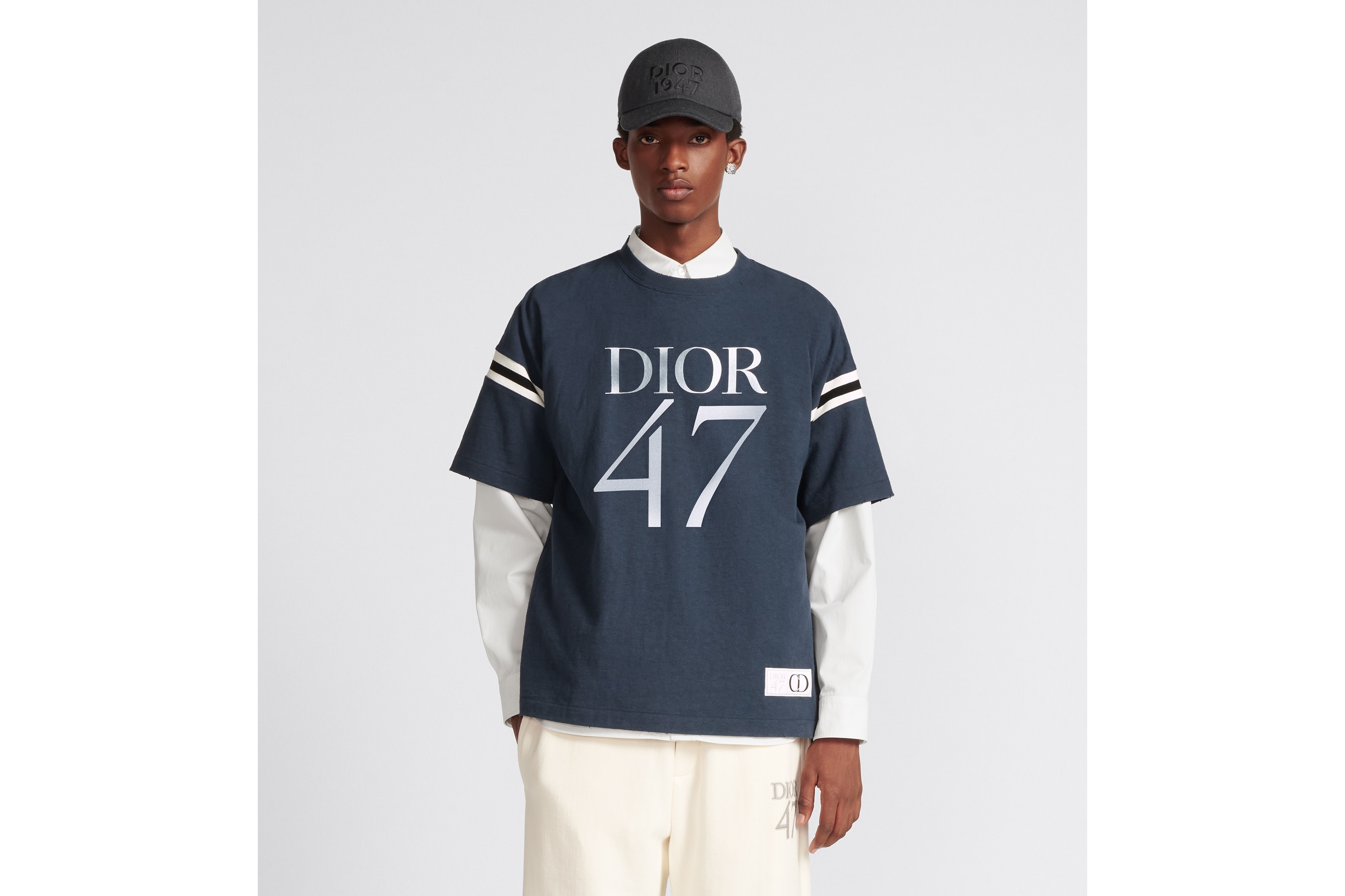 Oversized T-Shirt - 2