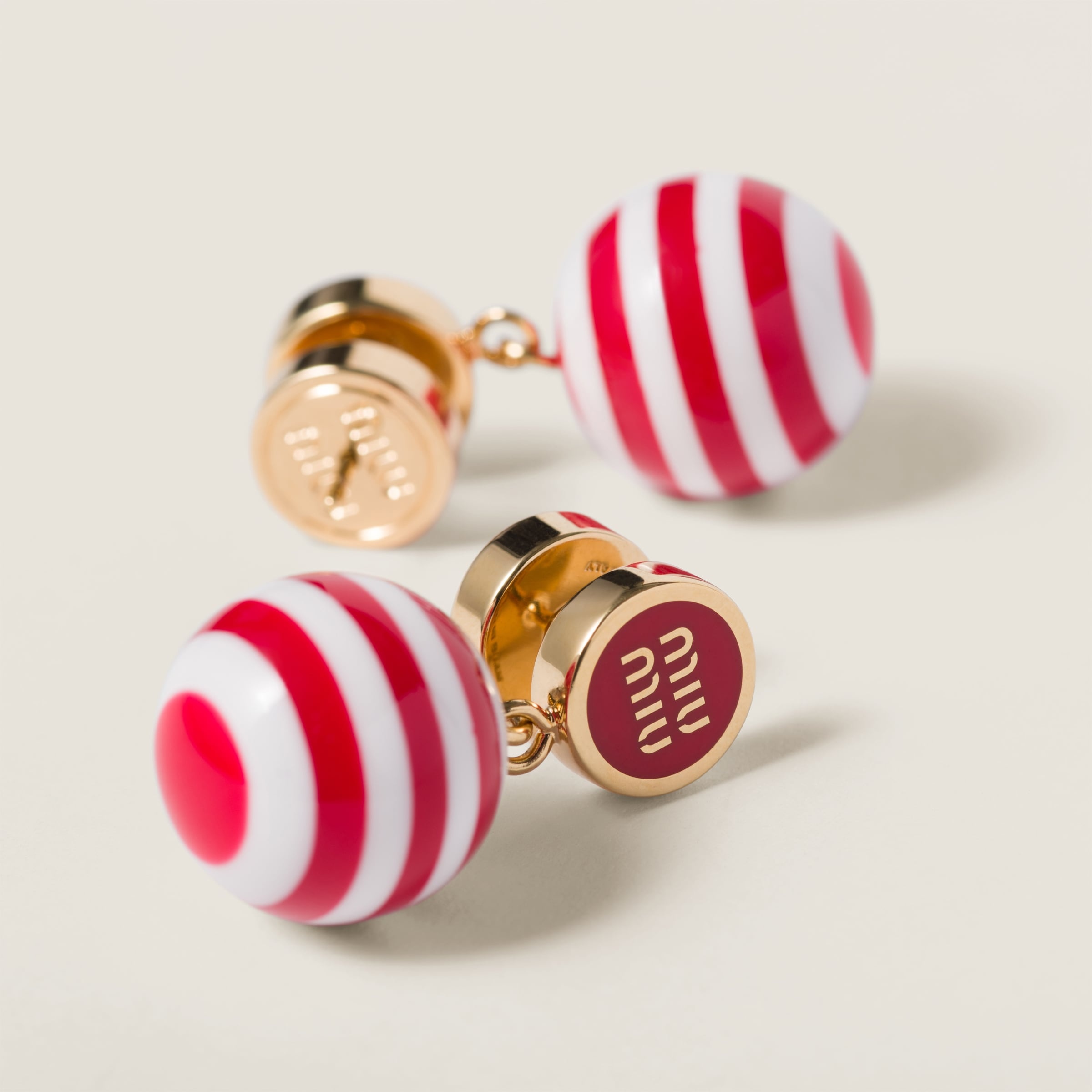 Metal and pearl earrings - 3