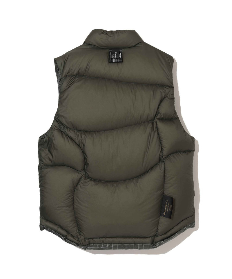 UNDERCOVER UC1F4002 outlook