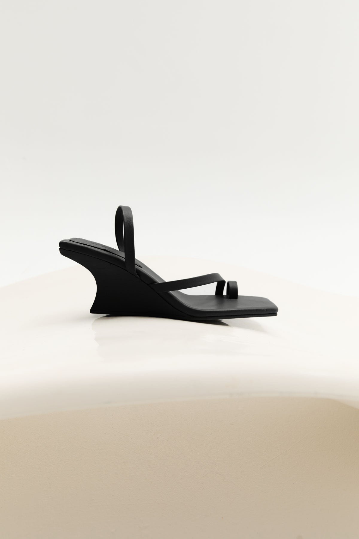 Architectural Wedge - Black - 2