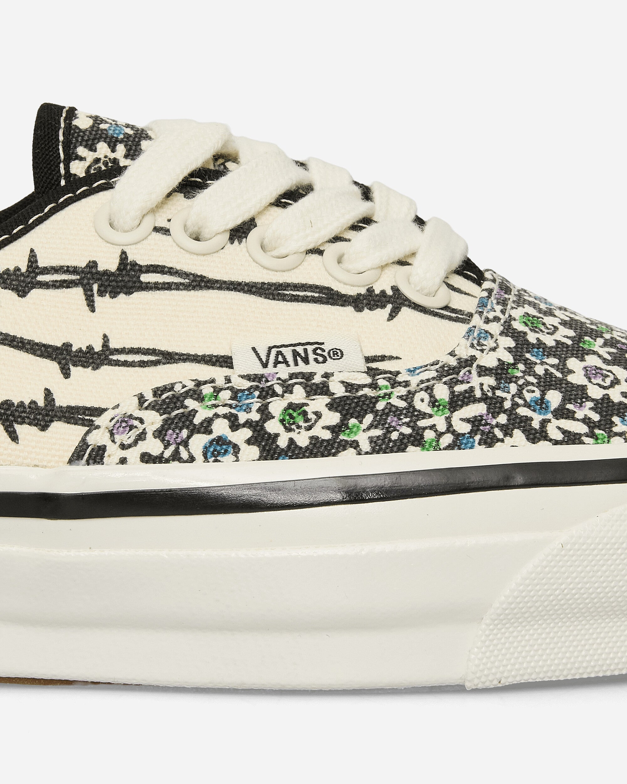 Premium Authentic 44 Sneakers Micro Daisy Bar - 6