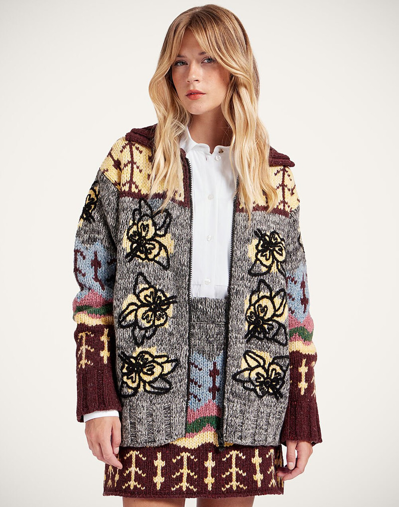 La DoubleJ Chalet Cardigan outlook