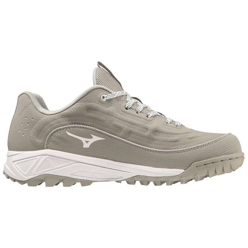 Mizuno Ambition 3 FP 낮은 모든 표면 여자의 뗏장 신발 3