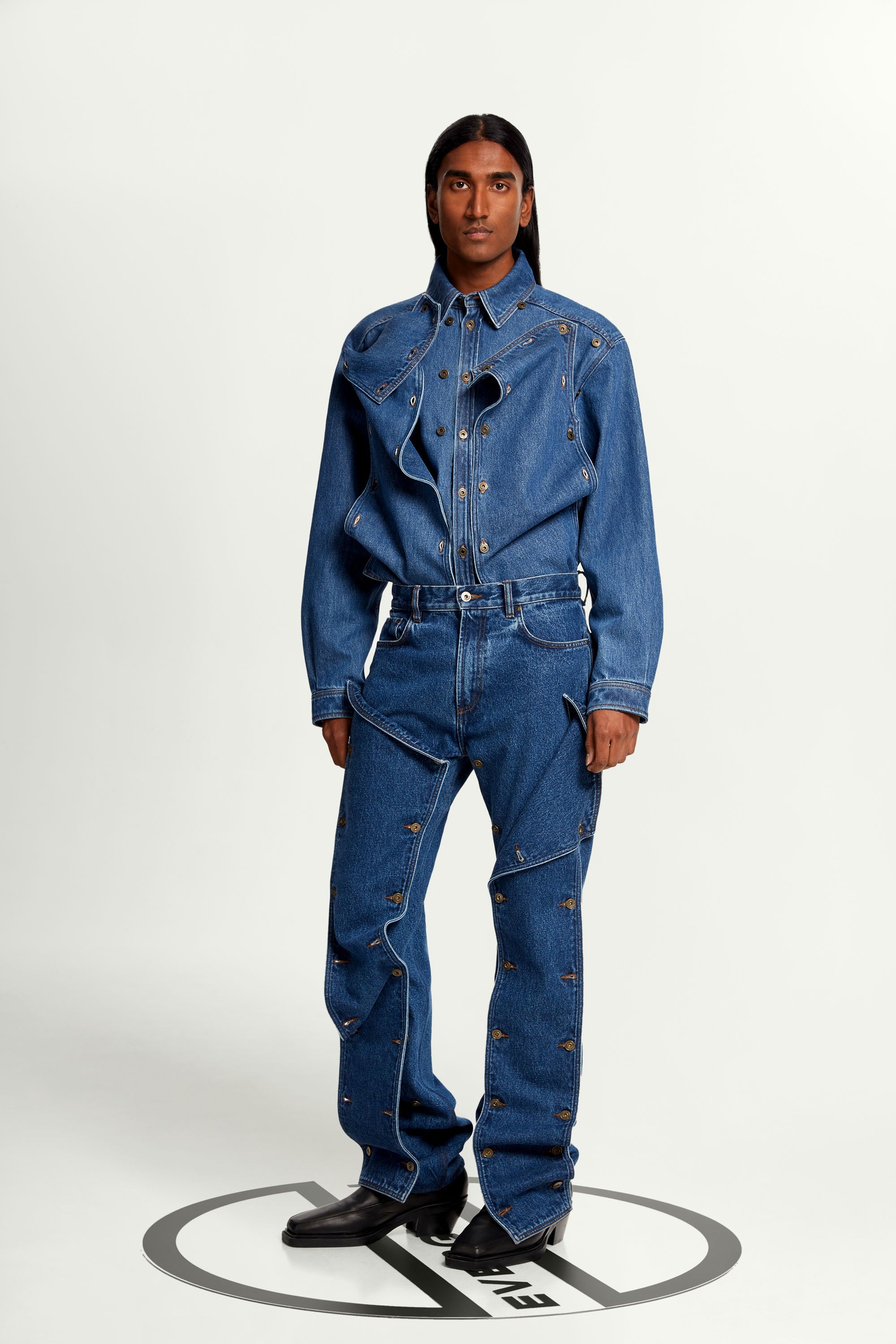 Classic Button Panel Jeans - 6