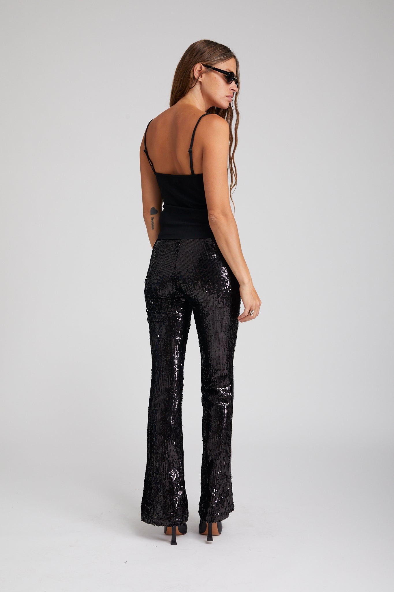 BLACK CREPE SCOOP NECK CAMI - 4