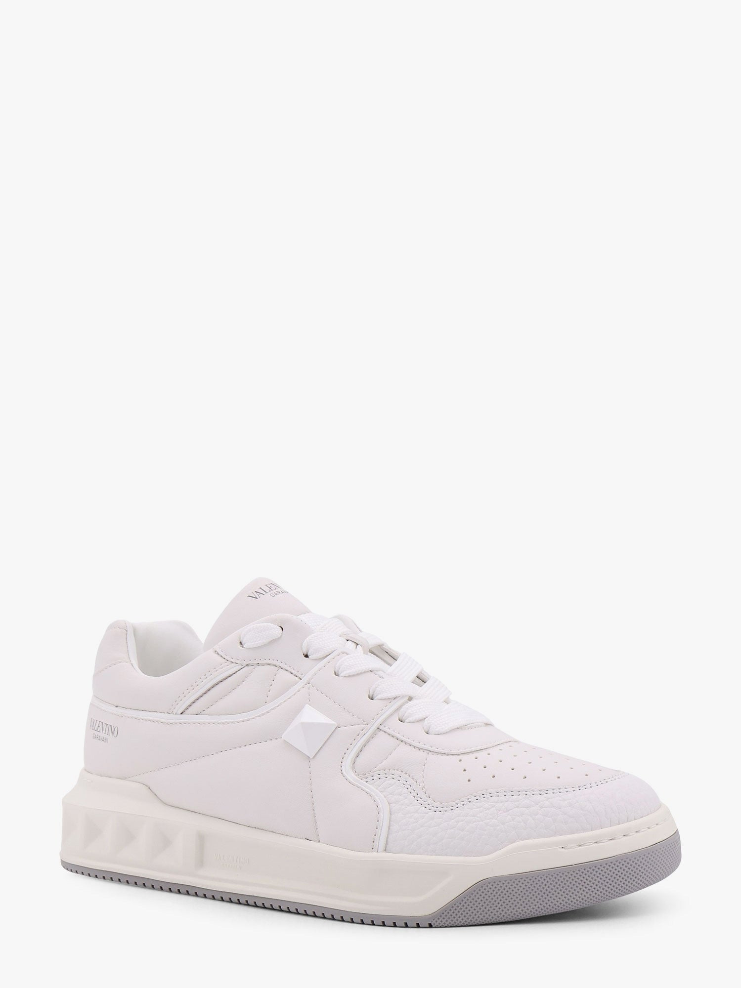 Valentino Garavani One-Stud Low-Top Valentino Garavani Leather Sneakers - 2