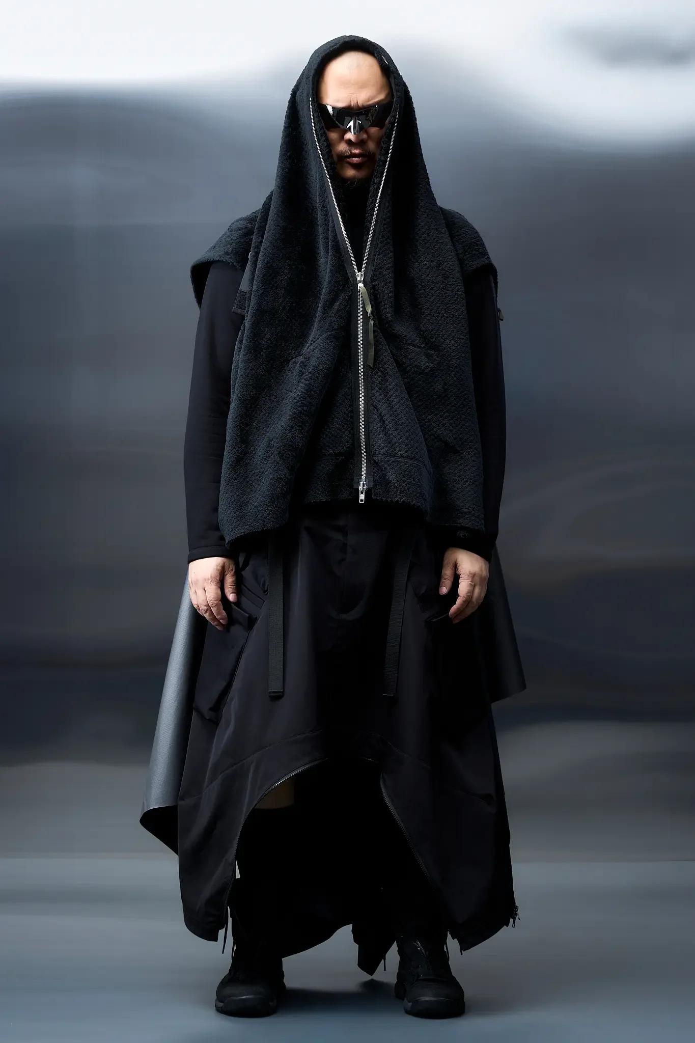 CP8-HL POLARTEC® High Loft Modular Cape Black - 1