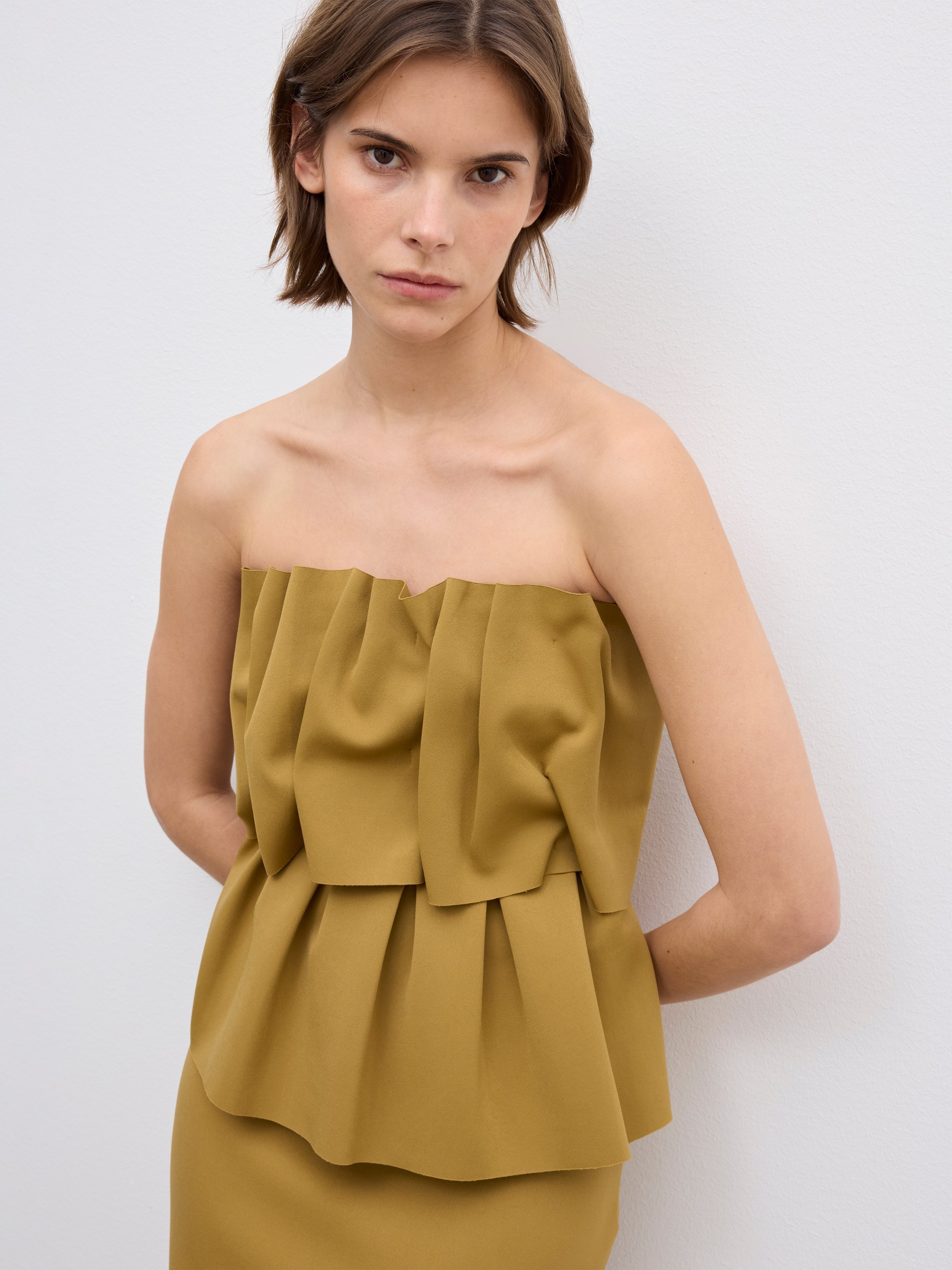 Sculpted slim dress - 3