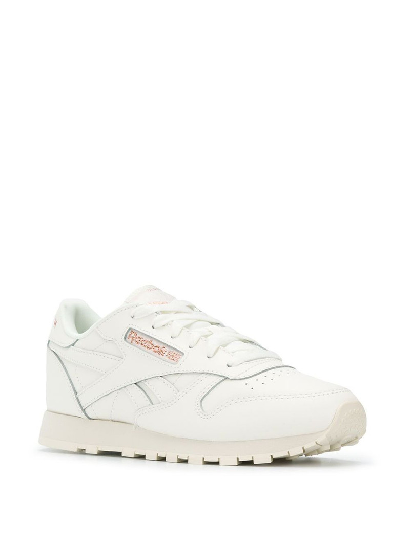 Reebok Classic sneakers outlook