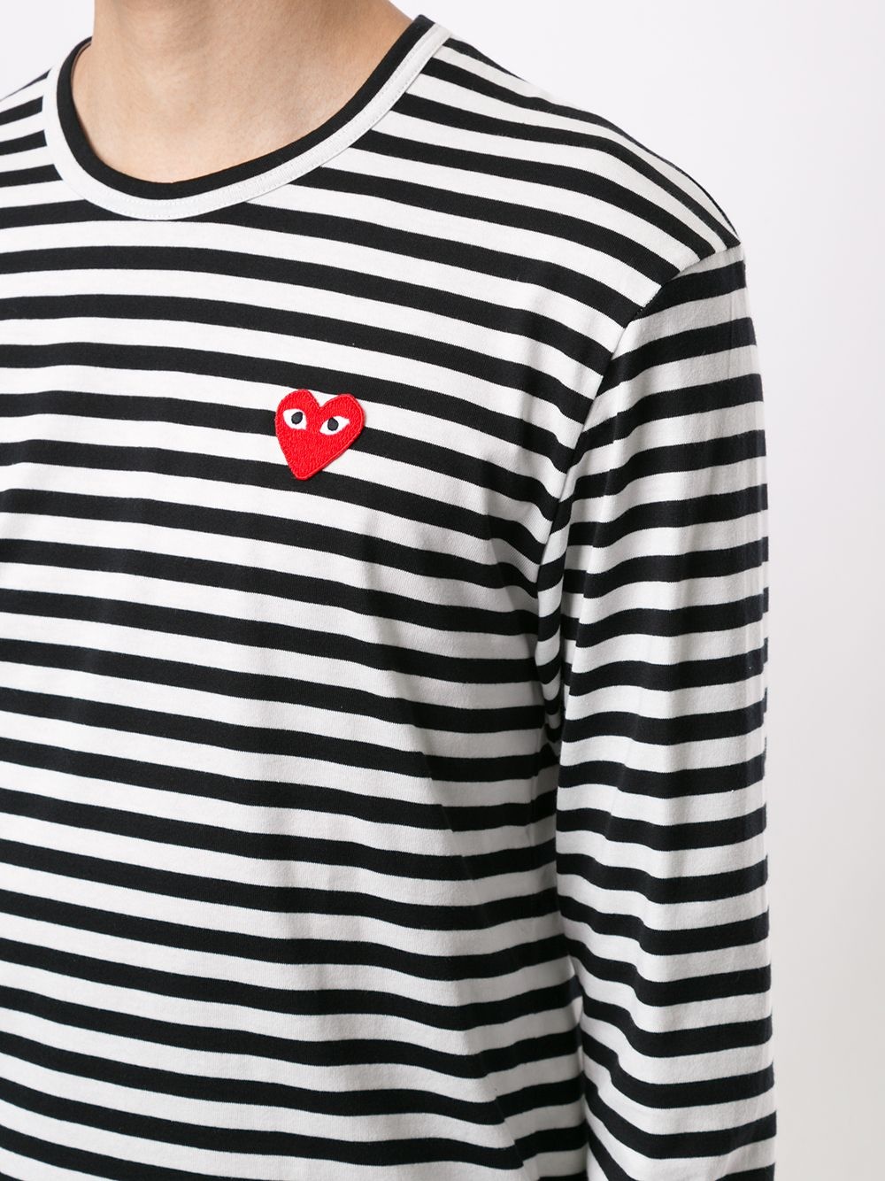 EMBROIDERED LOGO T-SHIRT - 5