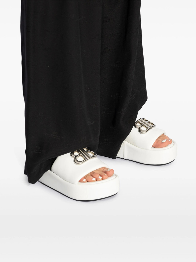 BALENCIAGA Rise Slides outlook