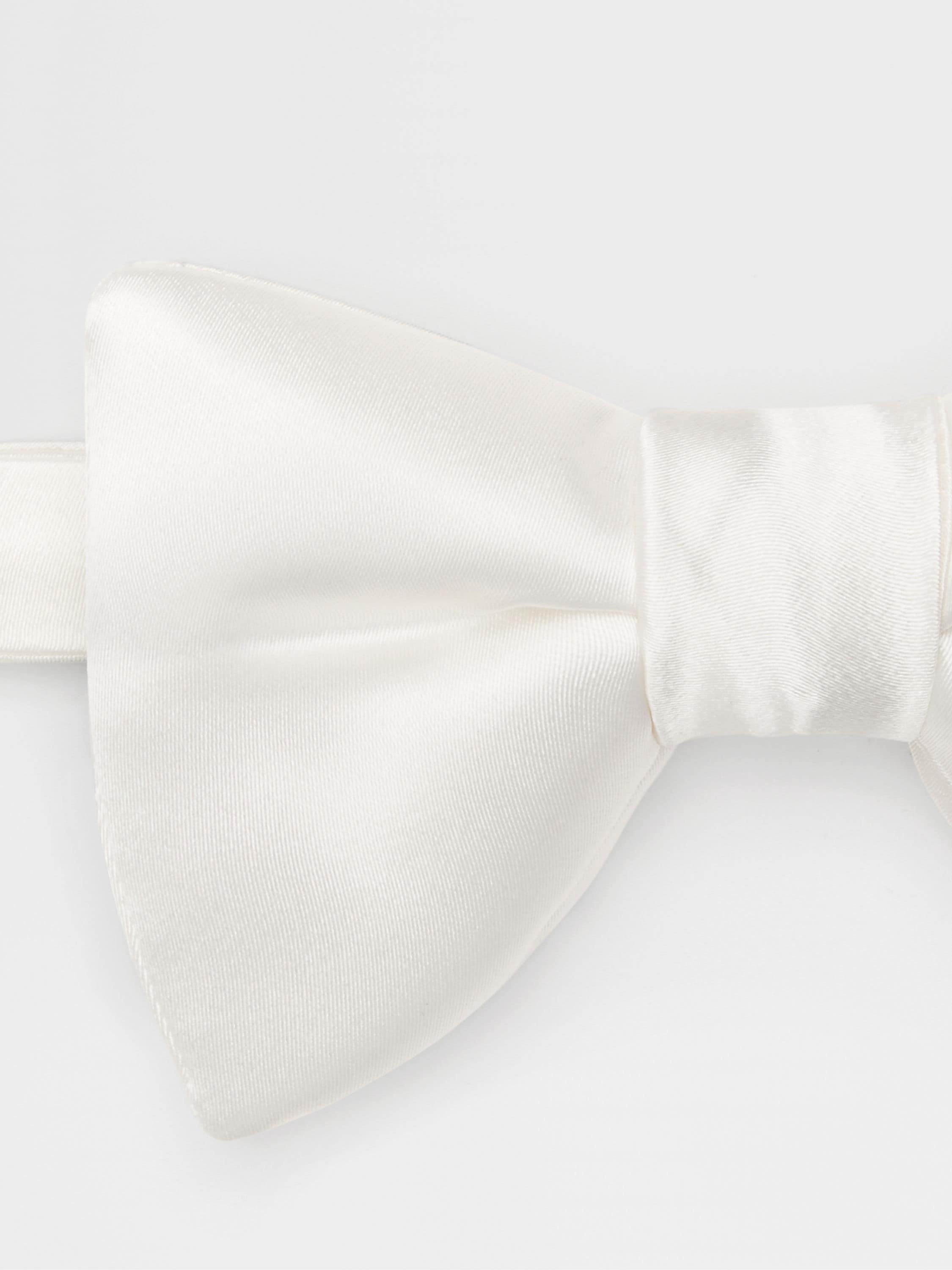 WHITE SILK BOWTIE - 2
