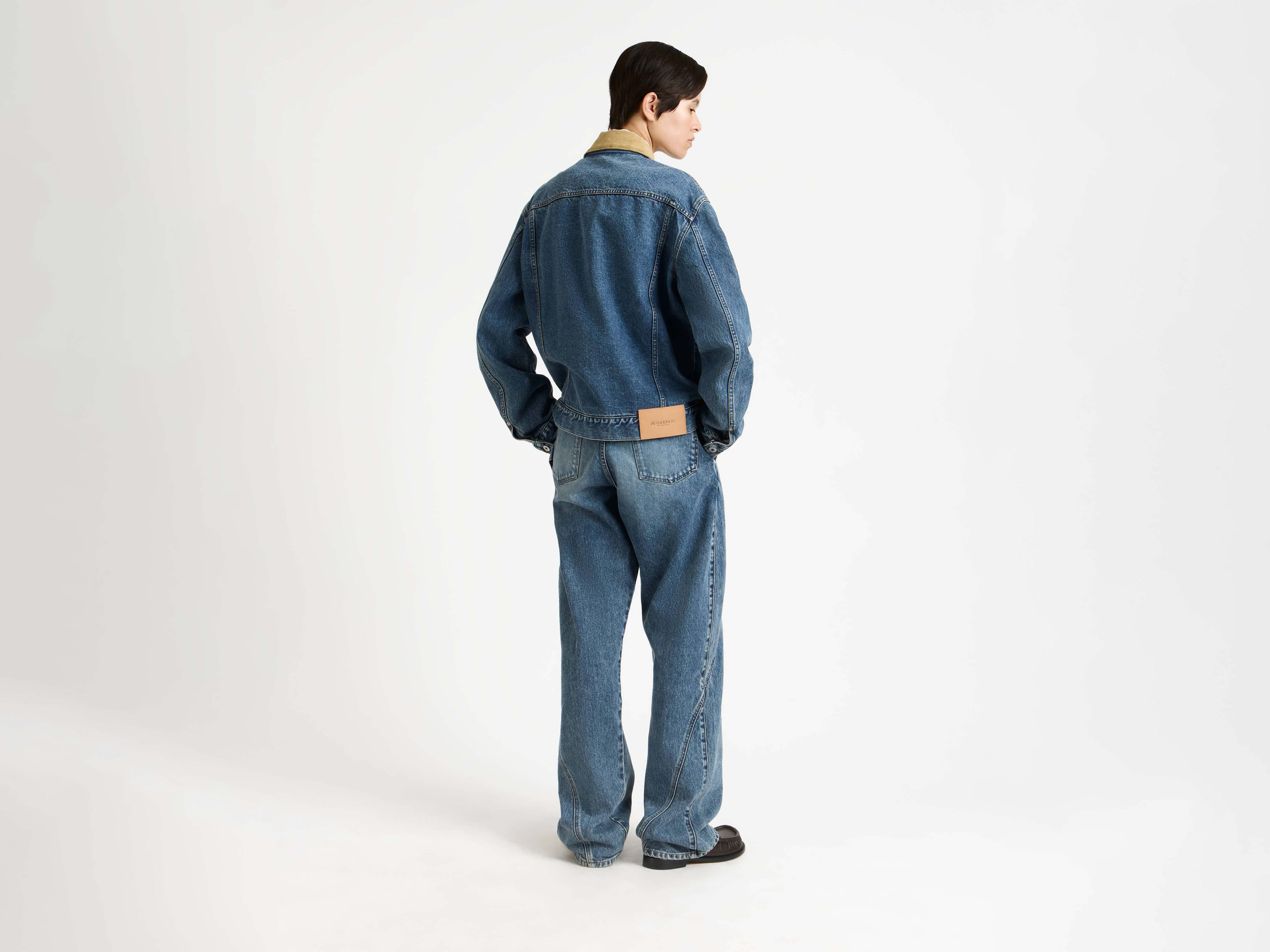 CORDUROY COLLAR DENIM JACKET IN MID-BLUE - 3