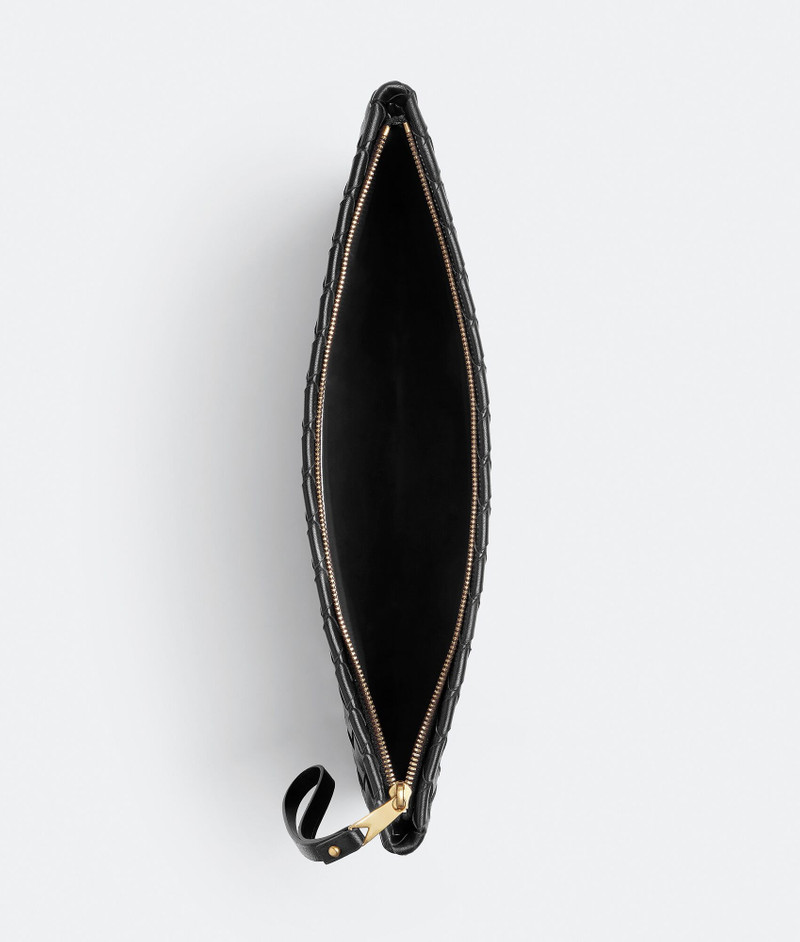 Bottega Veneta Pouch outlook