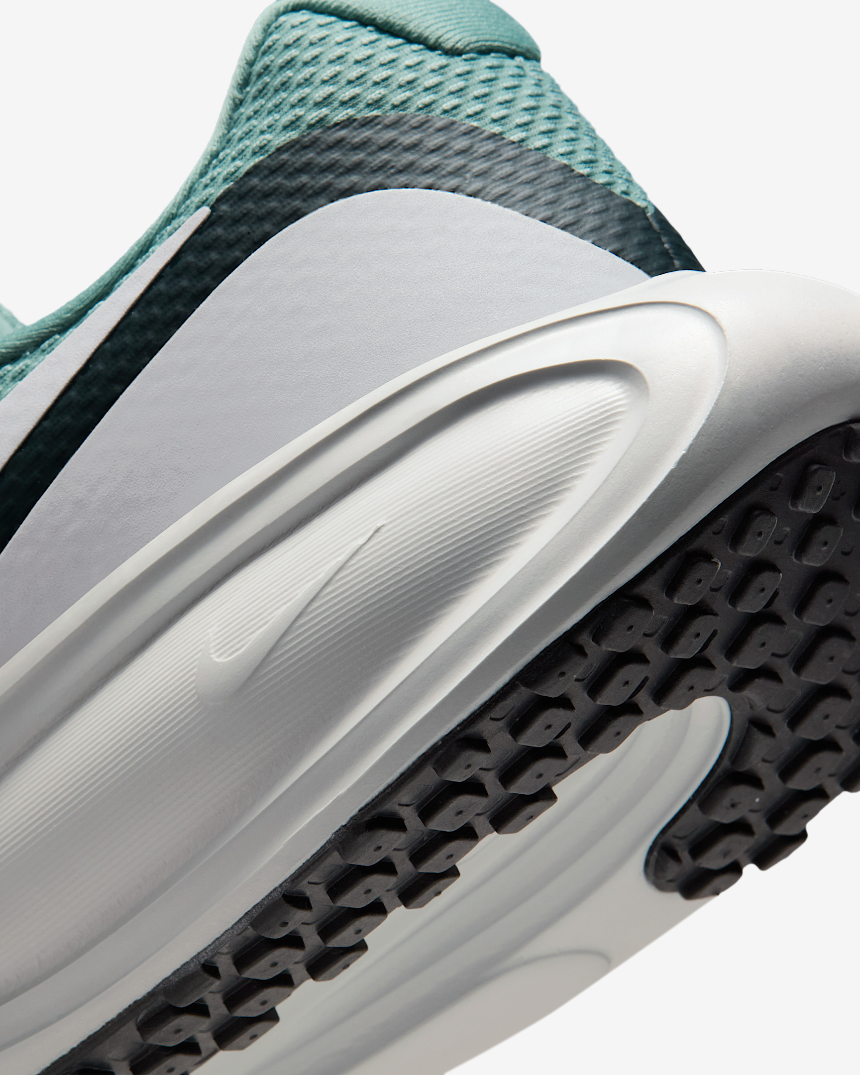 Nike Revolution 8 Men's Road Running Shoes - 8