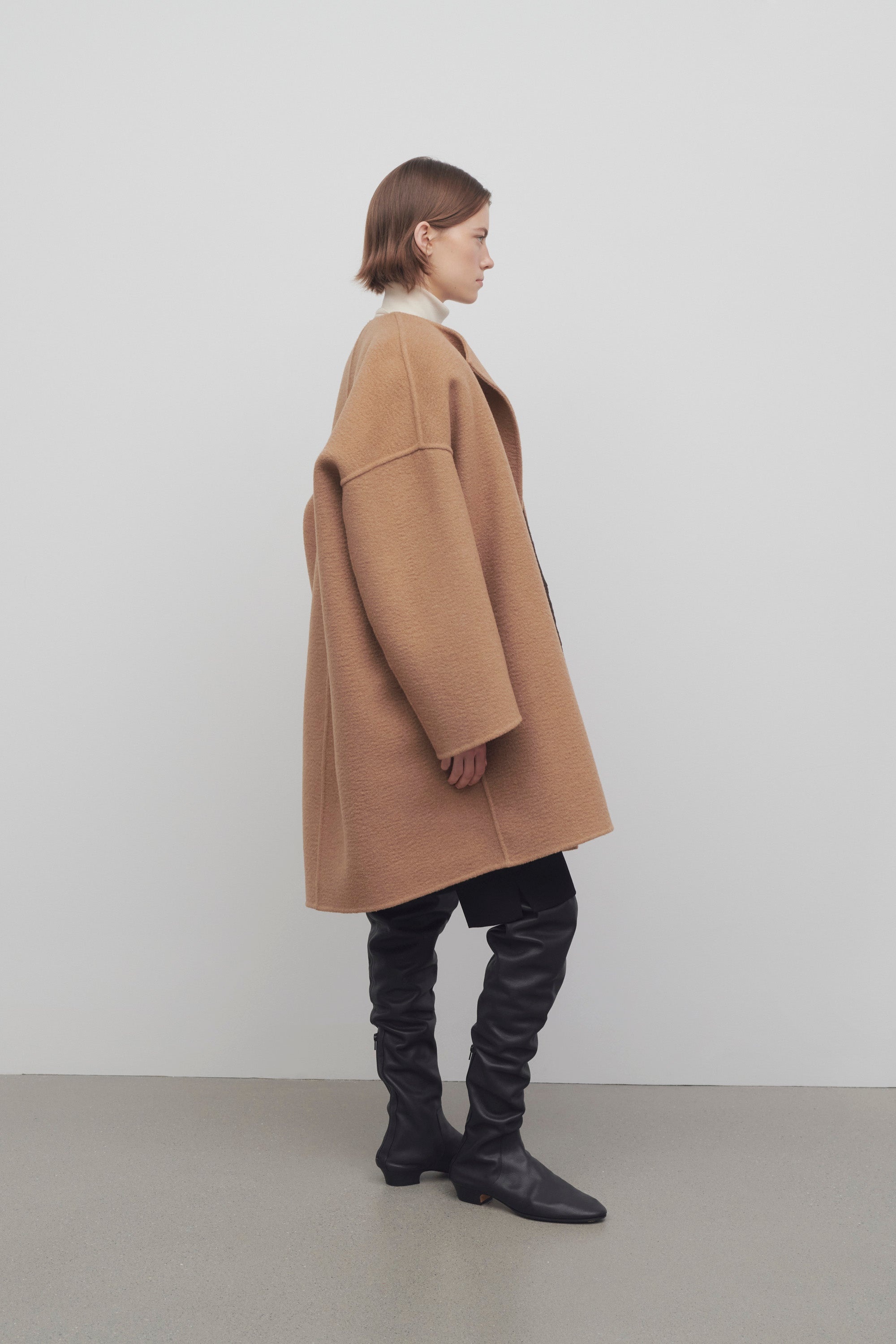 Verlain Coat in Cashmere - 4