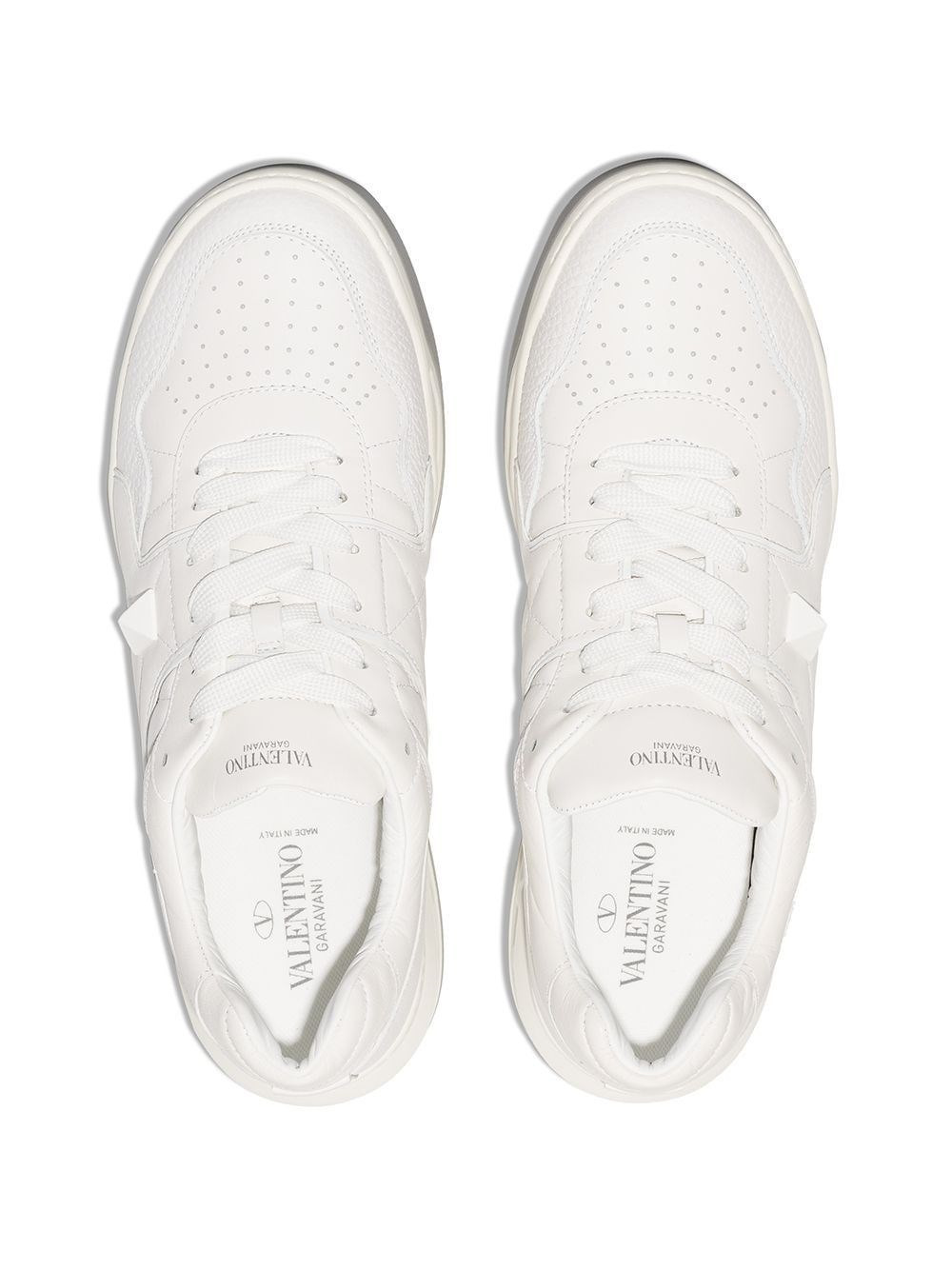 Sneakers with logo - 3