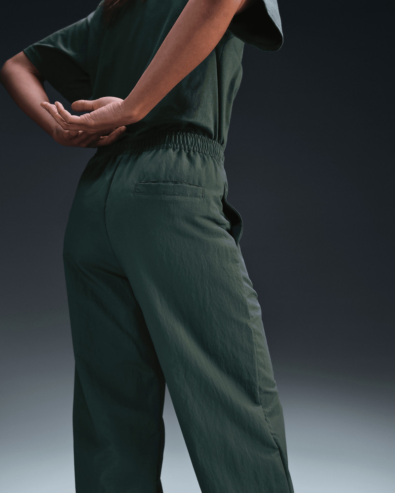 Nike Nike Sportswear Everything Wovens Women's Mid-Rise Open-Hem Pants outlook