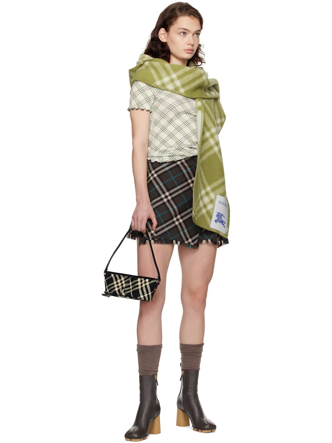 【関税&送料込】Burberry Check-P Attern Kilt 21415248_51311544_600.jpg
