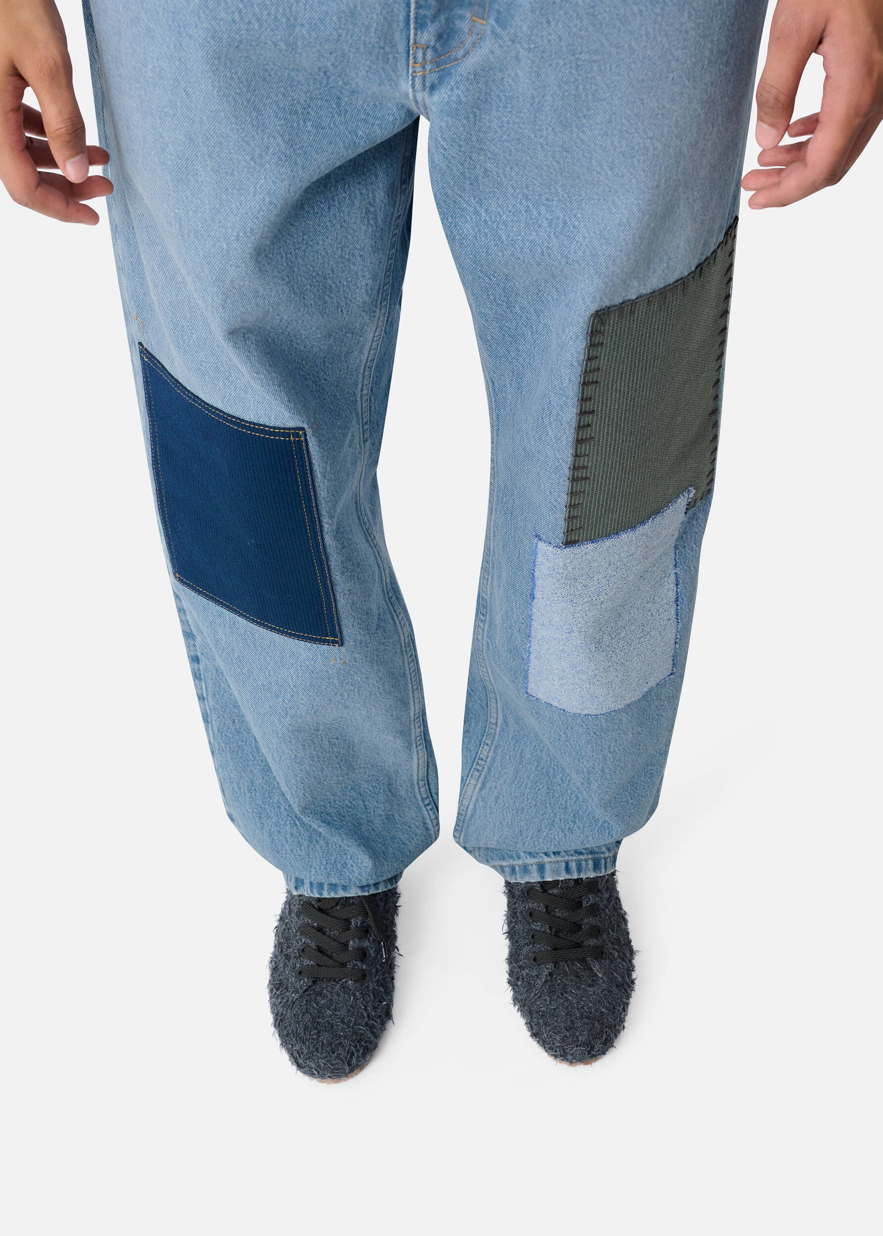 Zine Embroidered Patch Jeans - 8