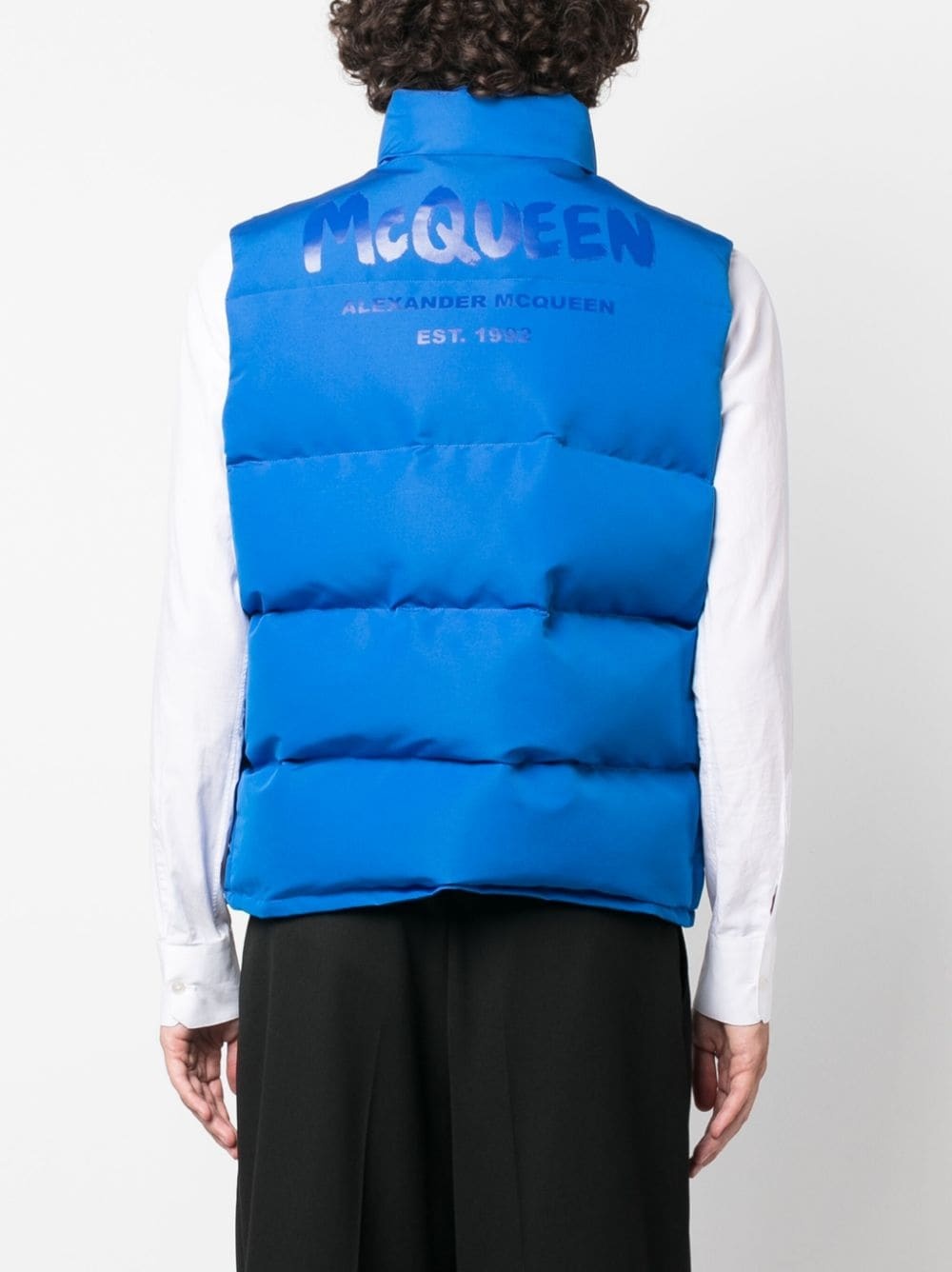 graffiti logo-print padded gilet - 4