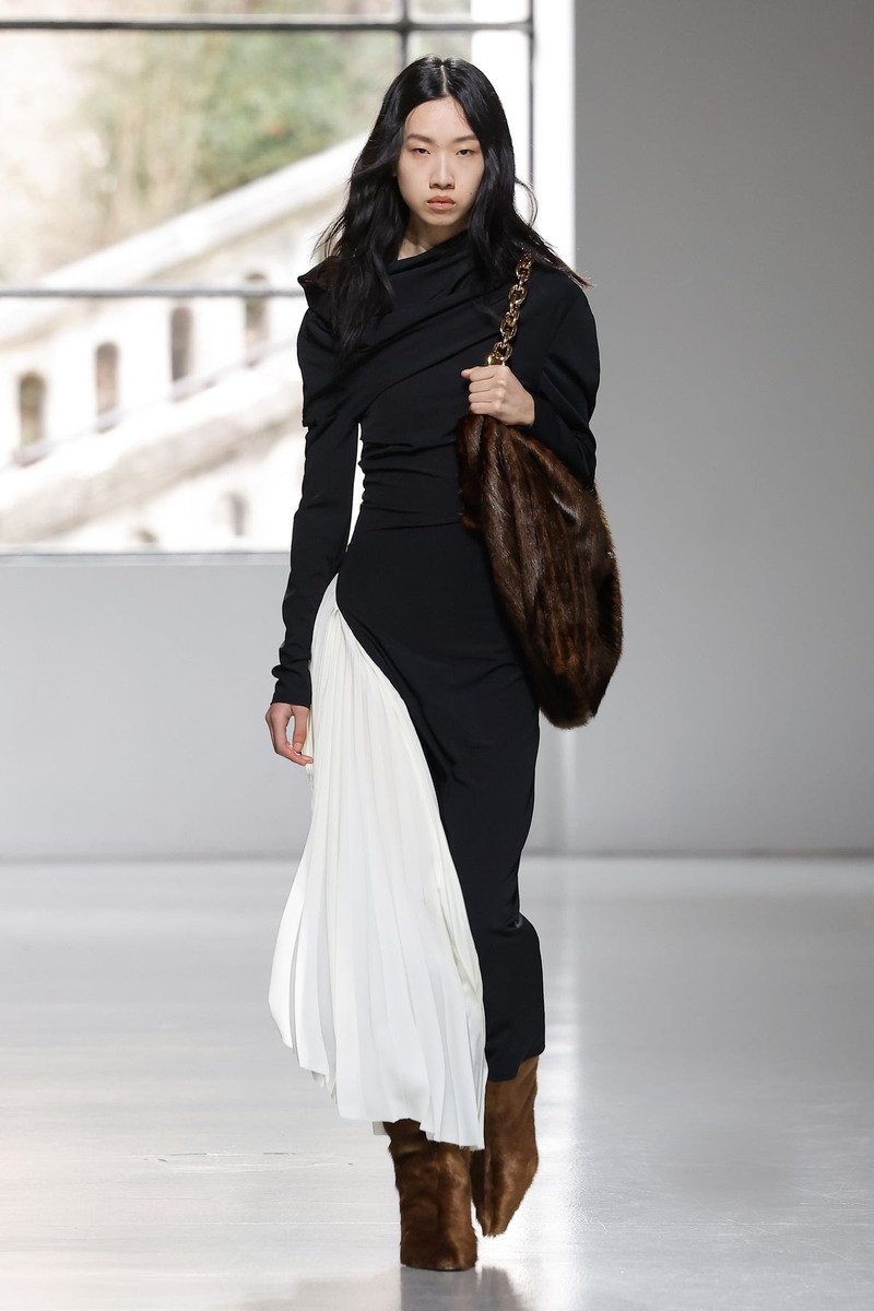 A.W.A.K.E. MODE ASYMMETRIC MAXI DRESS BLACK IVORY outlook
