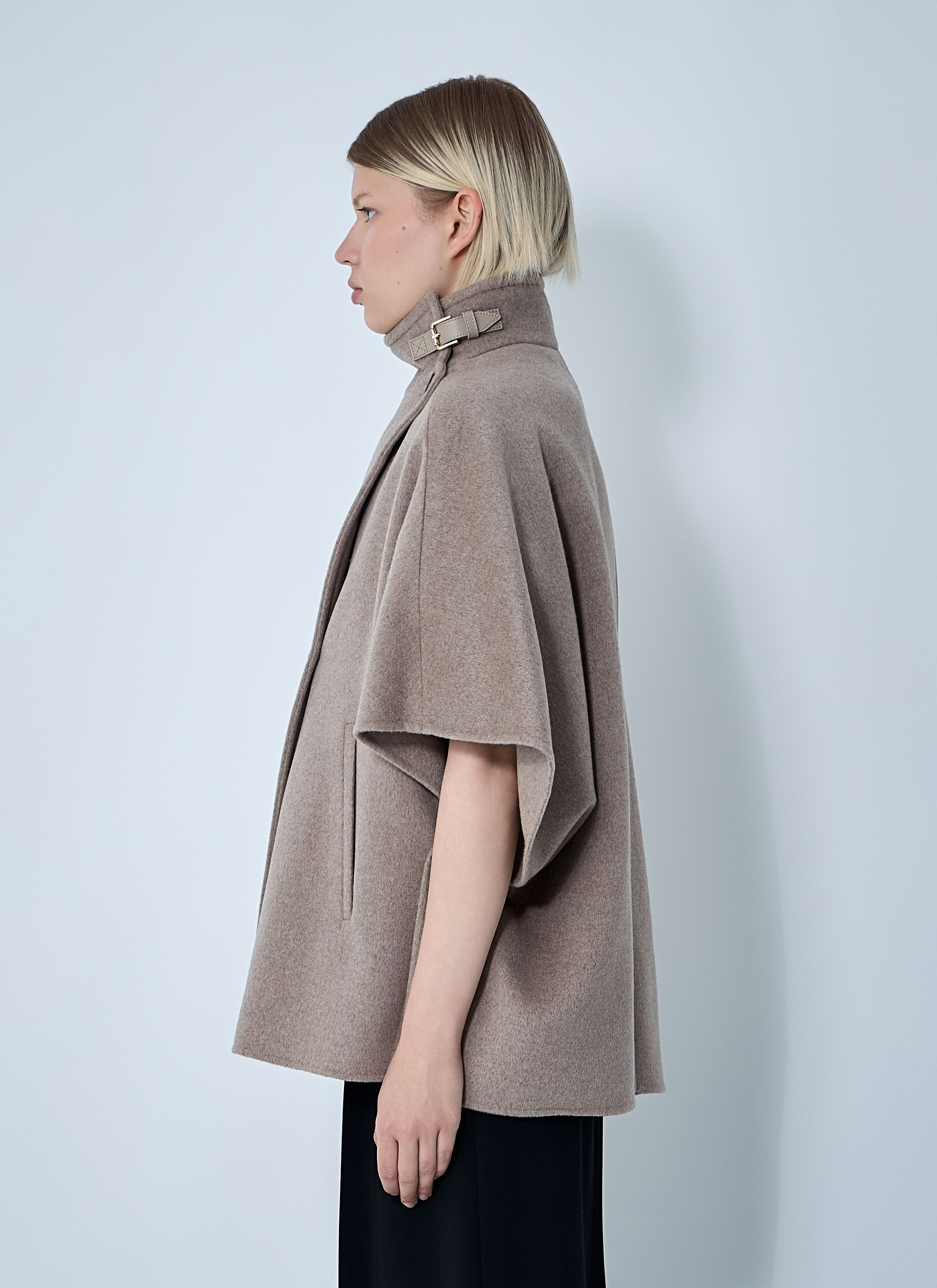Cashmere Logo Motif Poncho - 3