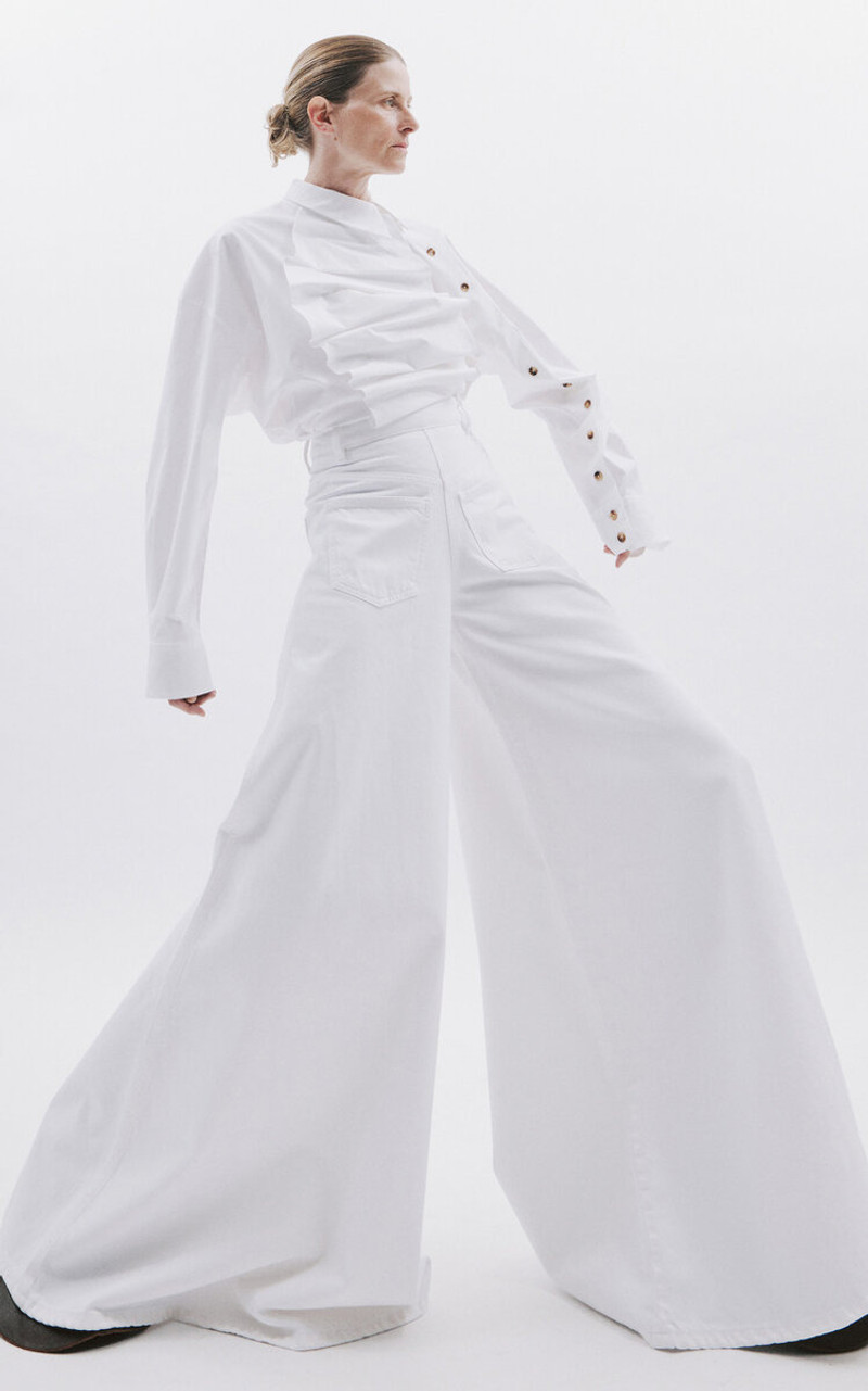 A.W.A.K.E. MODE Cotton Super Wide Leg Mirror Jeans white outlook