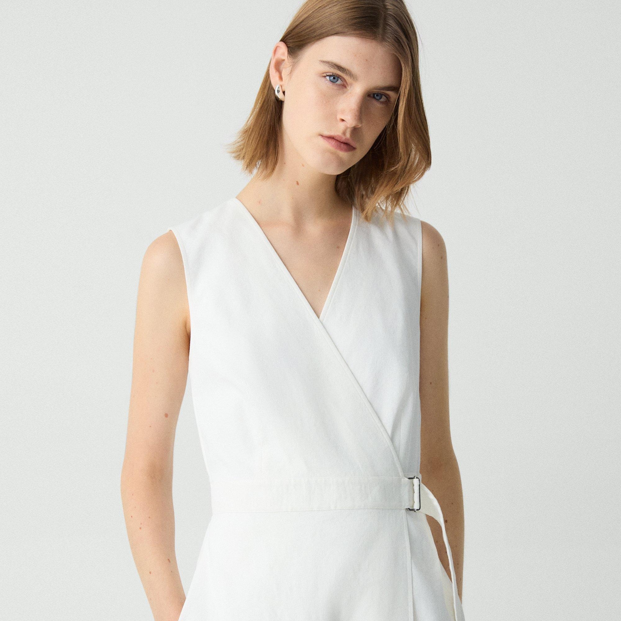 Sleeveless A-Line Wrap Dress in Good Linen - 5