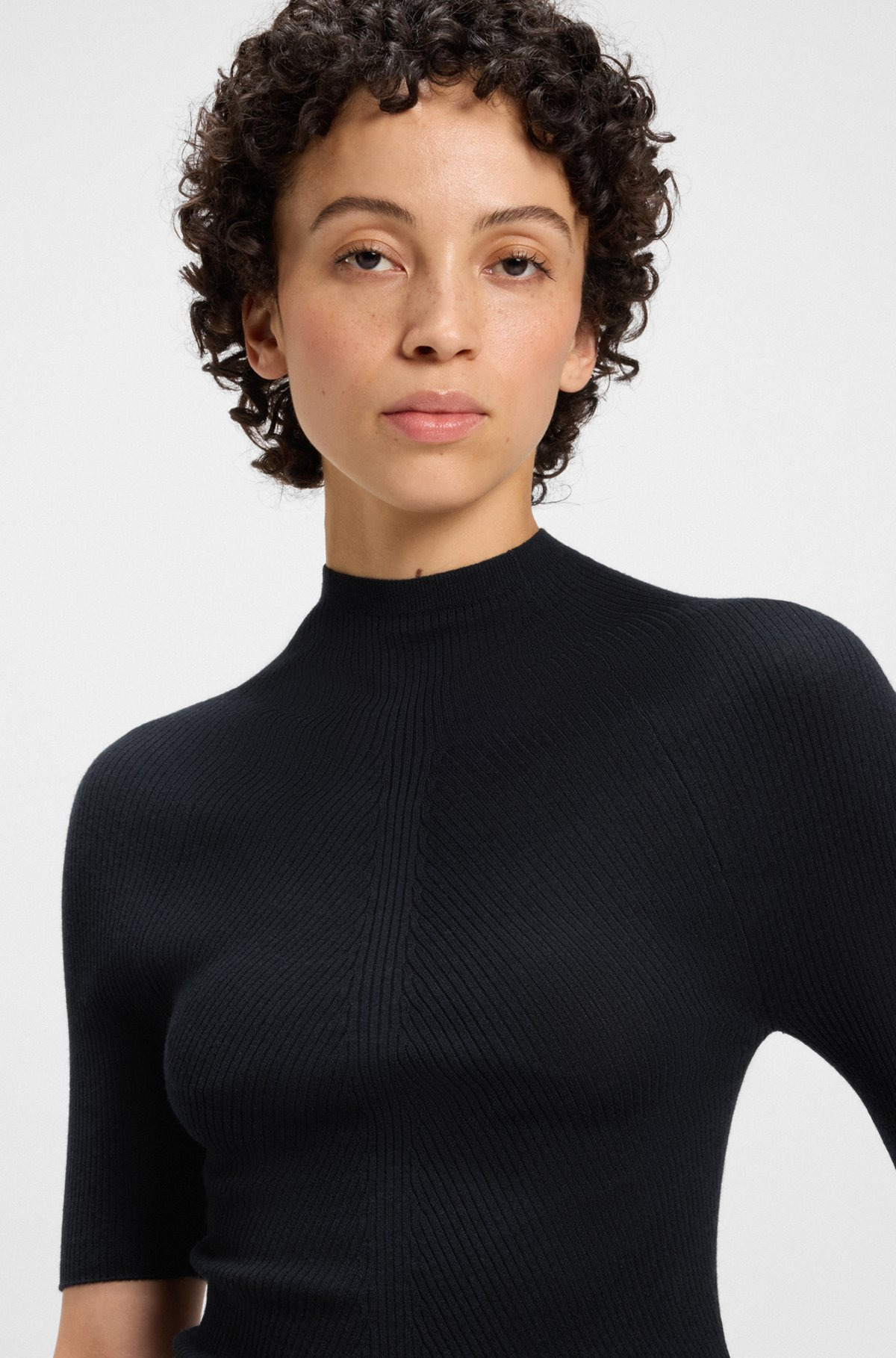 CREW-NECK SWEATER IN MERINO WOOL - 5