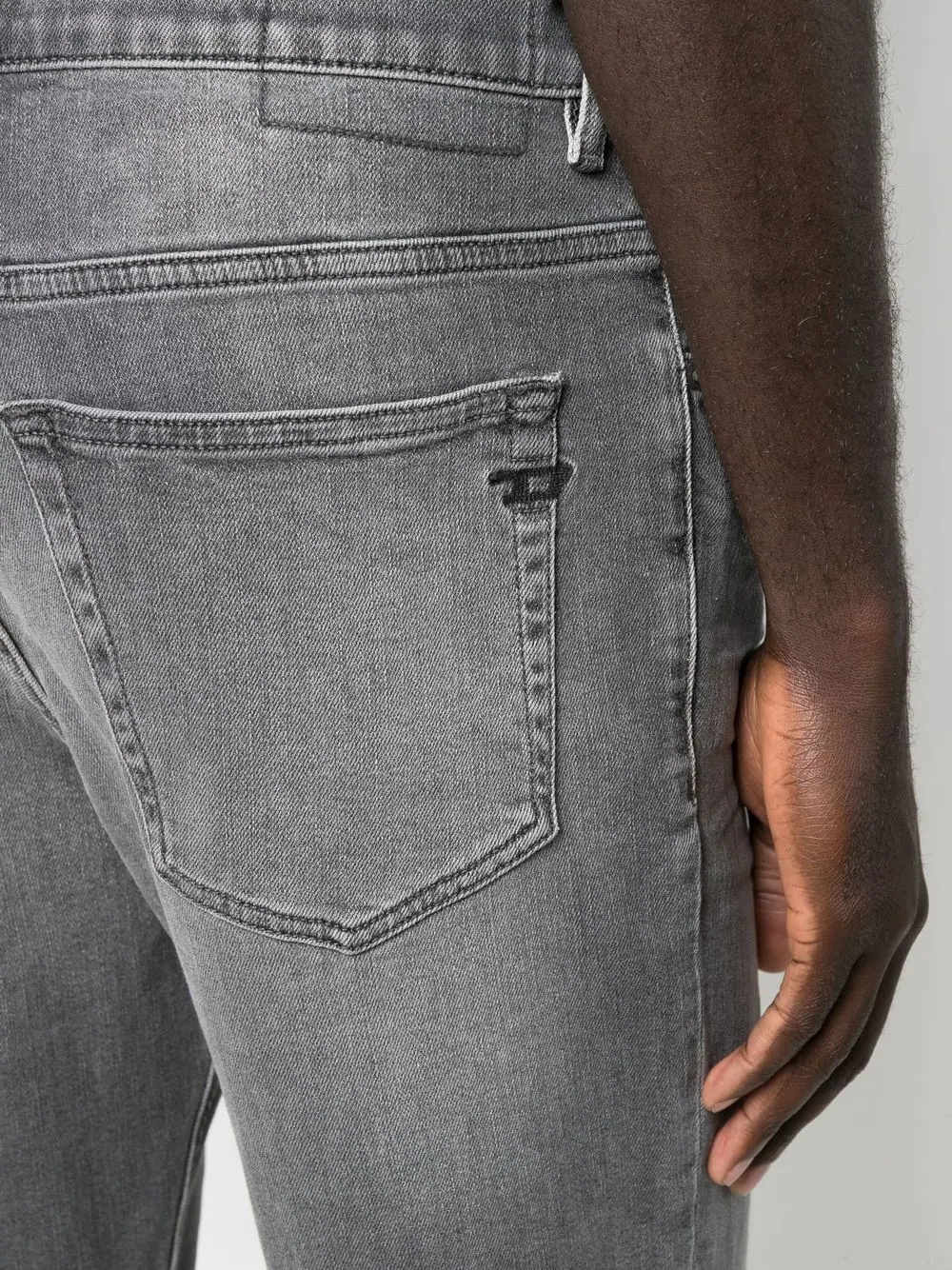 2005 D-FINING tapered jeans - 5