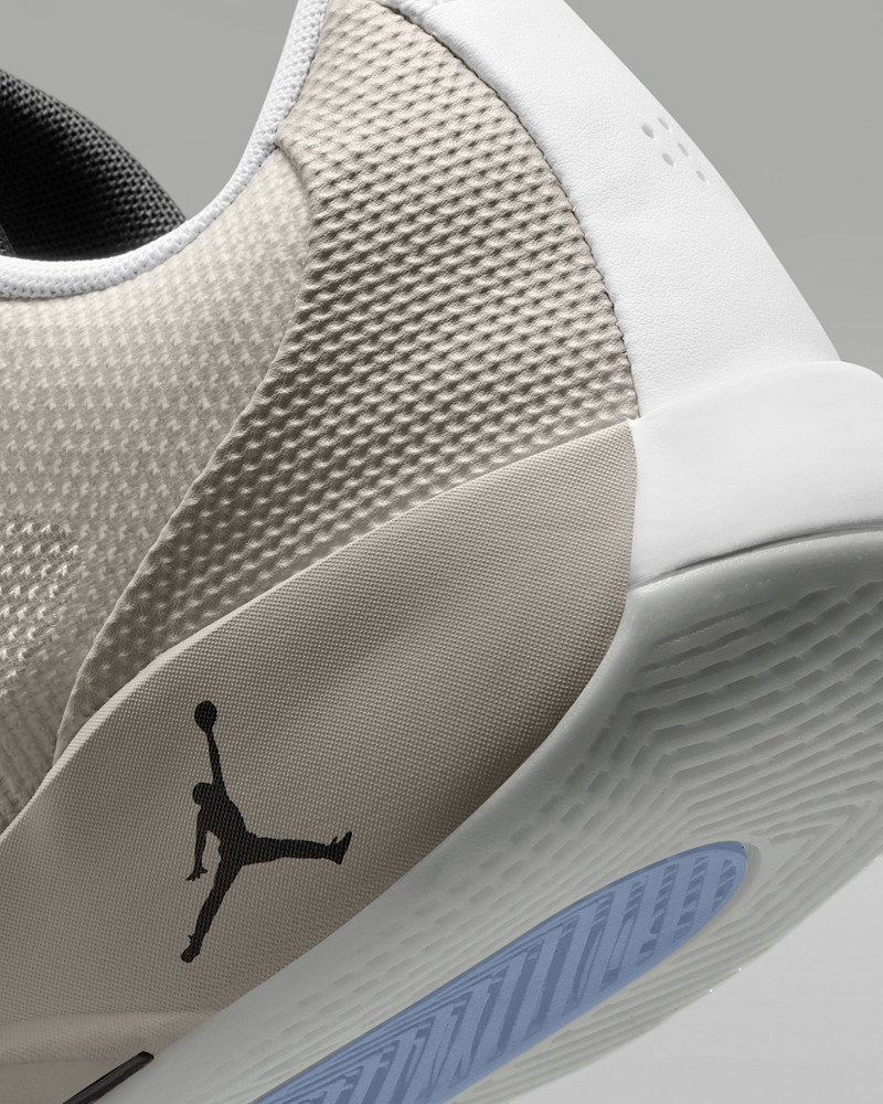 Luka .77 Basketball Shoes 8