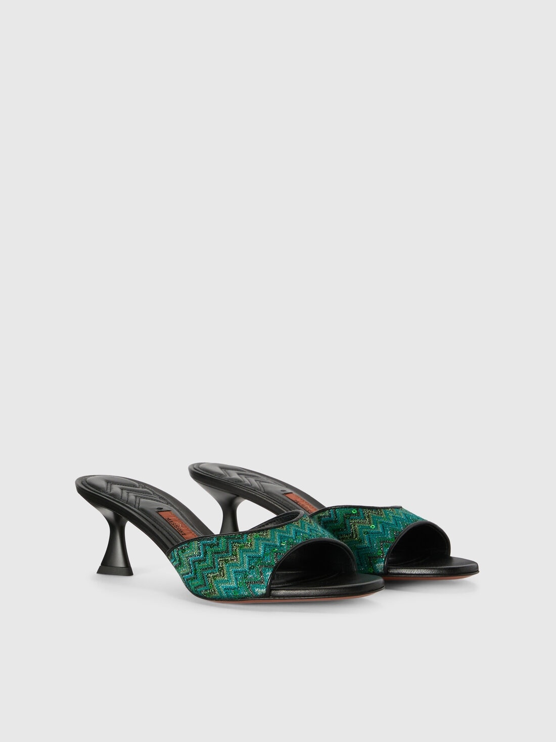 Chevron sandals with sequins - 2