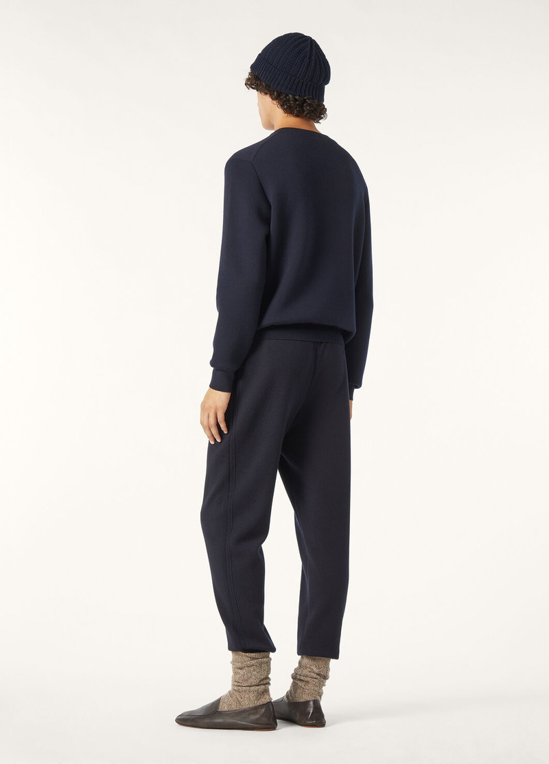 The Gift of Kings® Crewneck 5