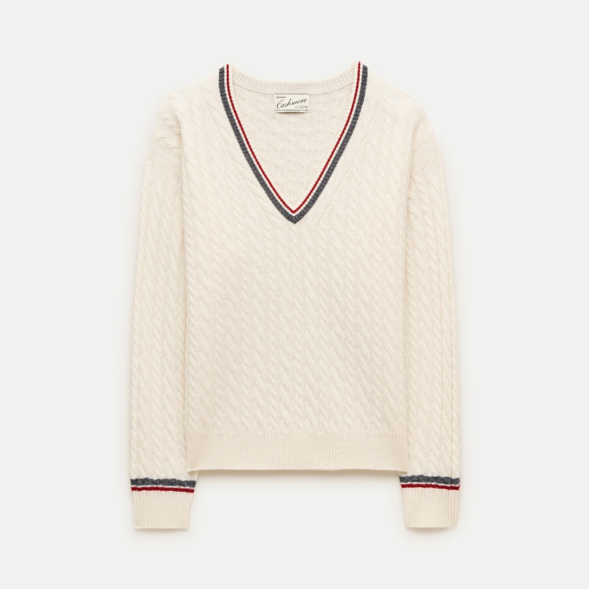 Perfect cashmere V-neck in cable knit - 1