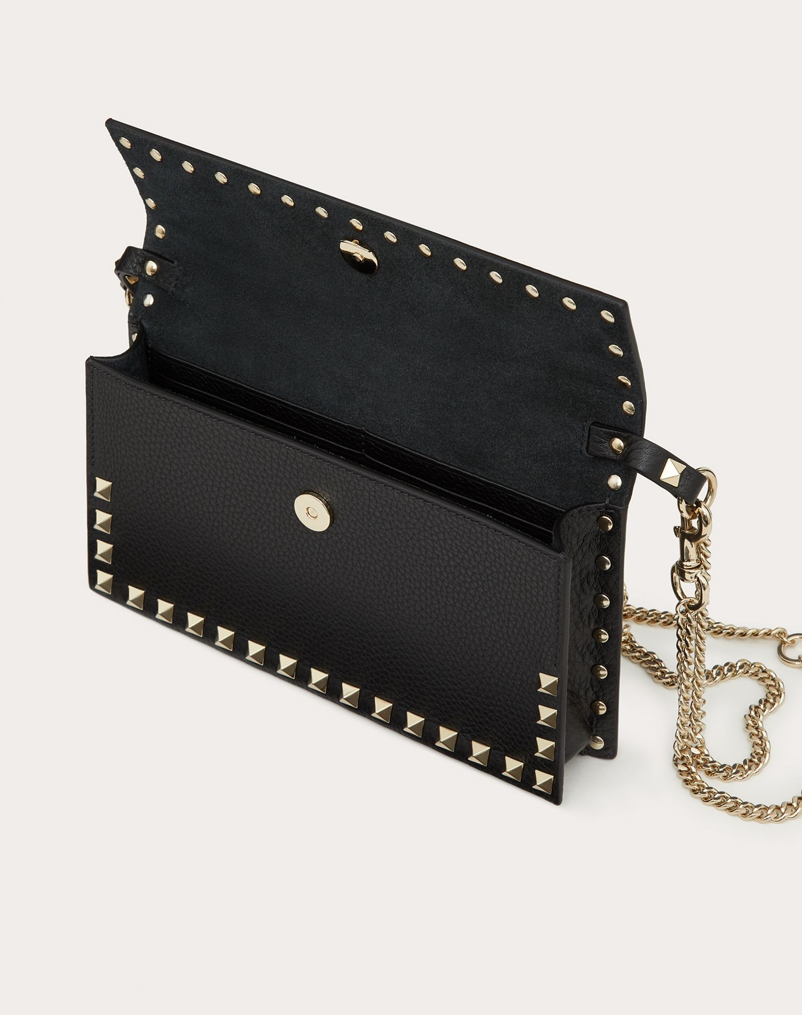 ROCKSTUD GRAINY CALFSKIN POUCH WITH ADJUSTABLE CHAIN STRAP - 6